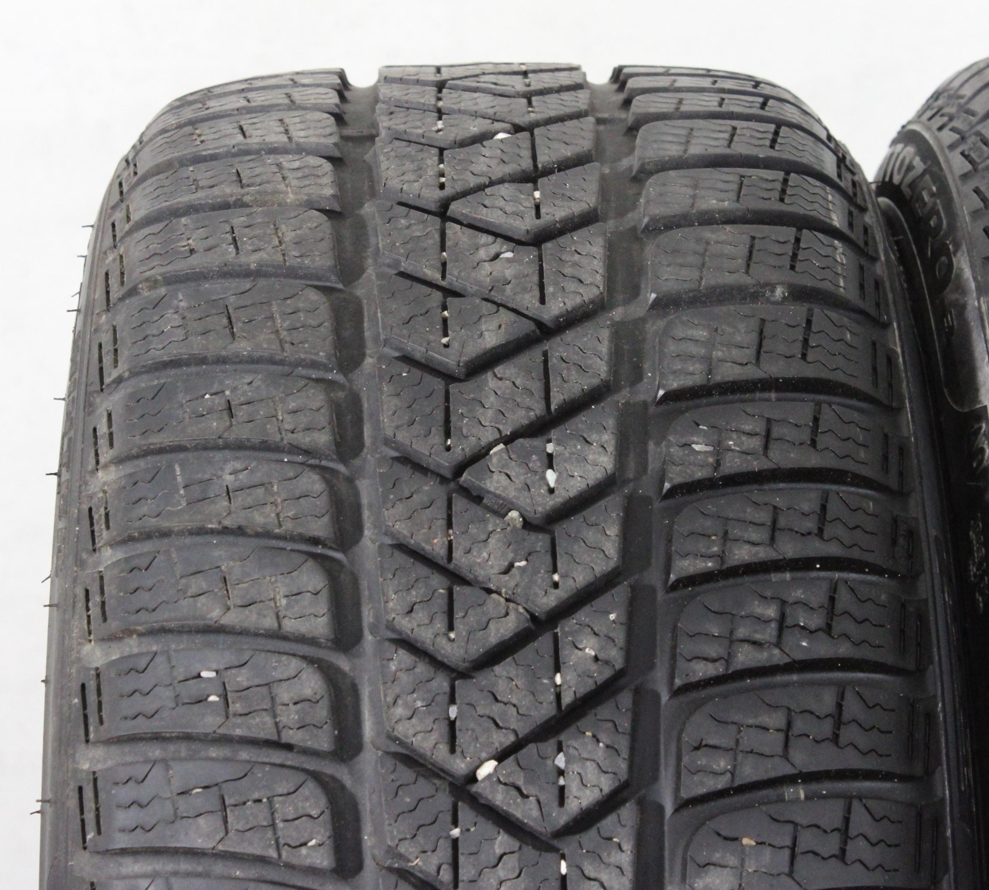 2 x 225/40R18 92V Winterreifen Pirelli Sottozero 3 AO 6-6,5mm 2019