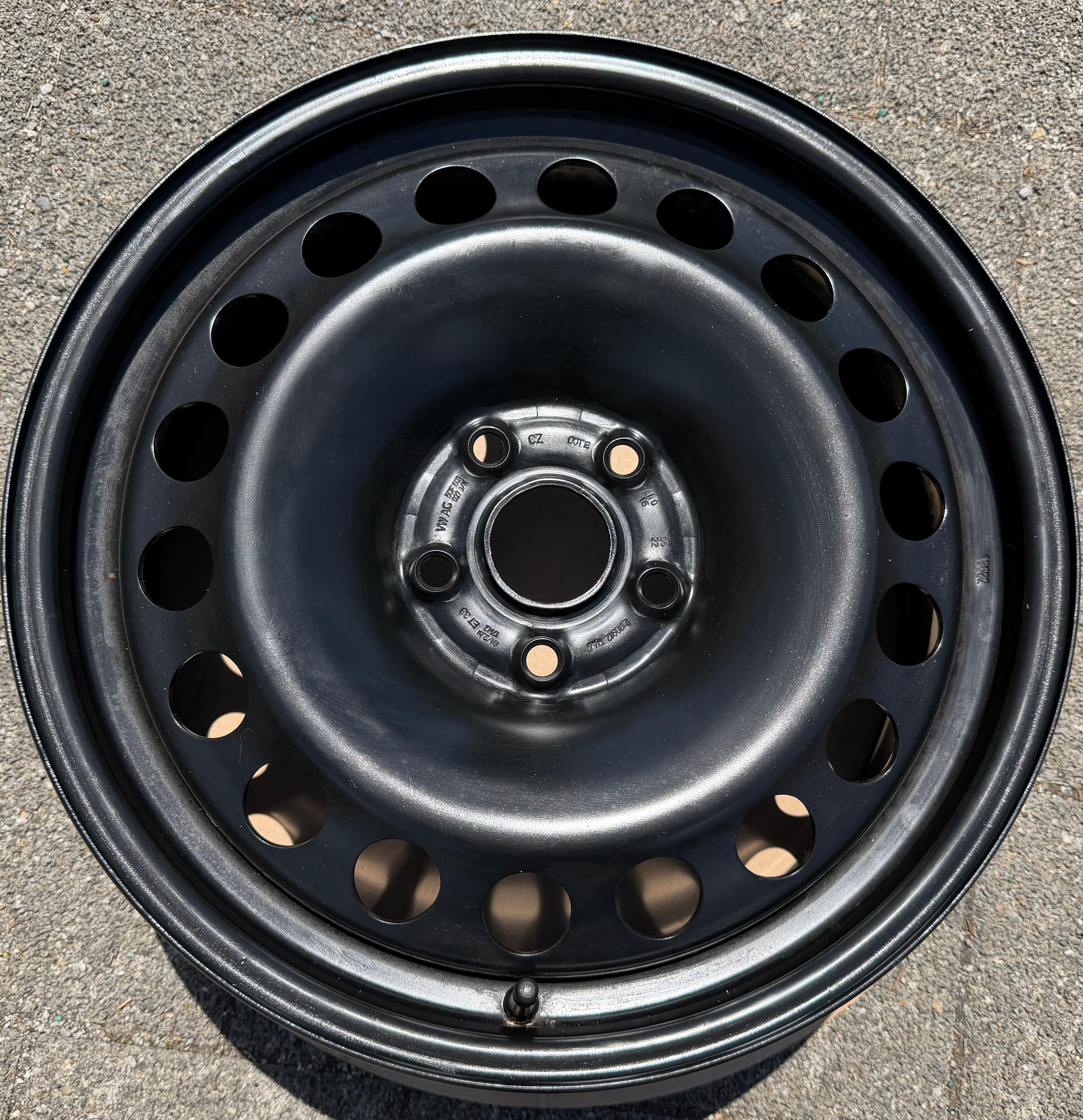 1 X STAHLFELGE 17" VW TIGUAN II 5NA AUDI Q3 F3 SEAT TARRACO SKODA KODIAQ 6,5x17