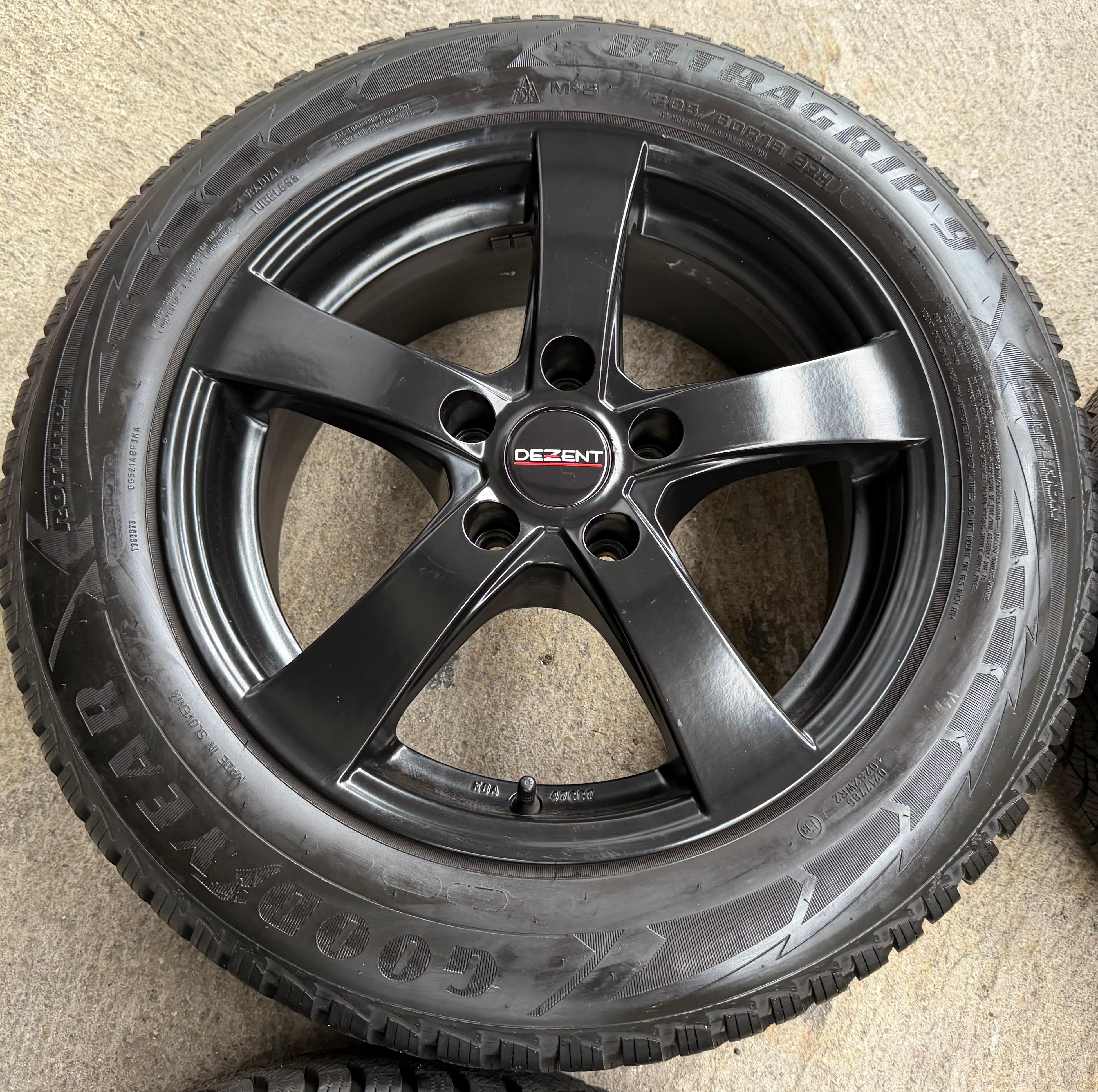 4 Alu Winterräder Audi A4 8K B8 B81 205/60R16 92H Goodyear
