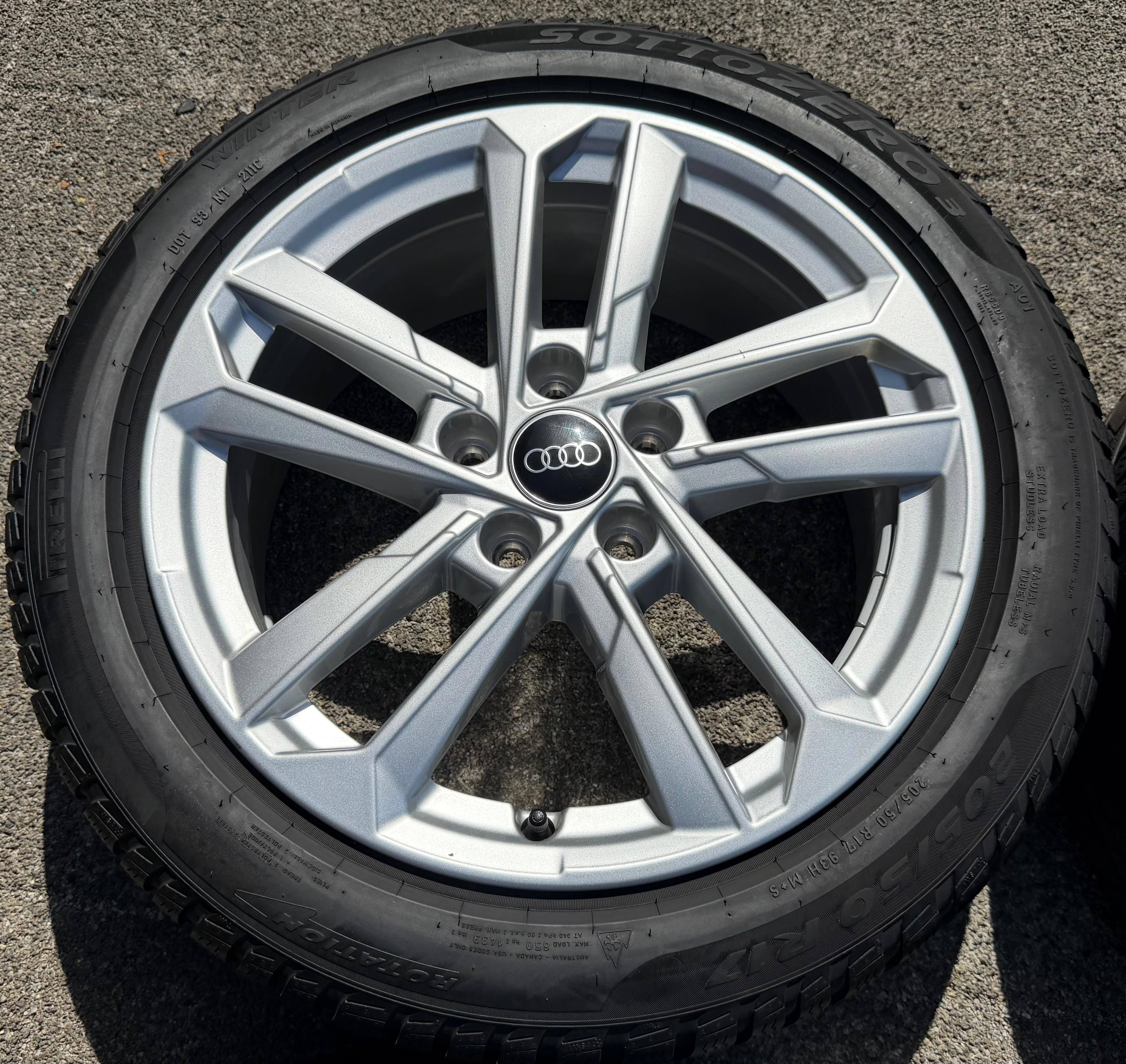 4 Original 17" Alufelgen Felgen Audi A3 8Y 8Y0601025L 6,5x17 ET43