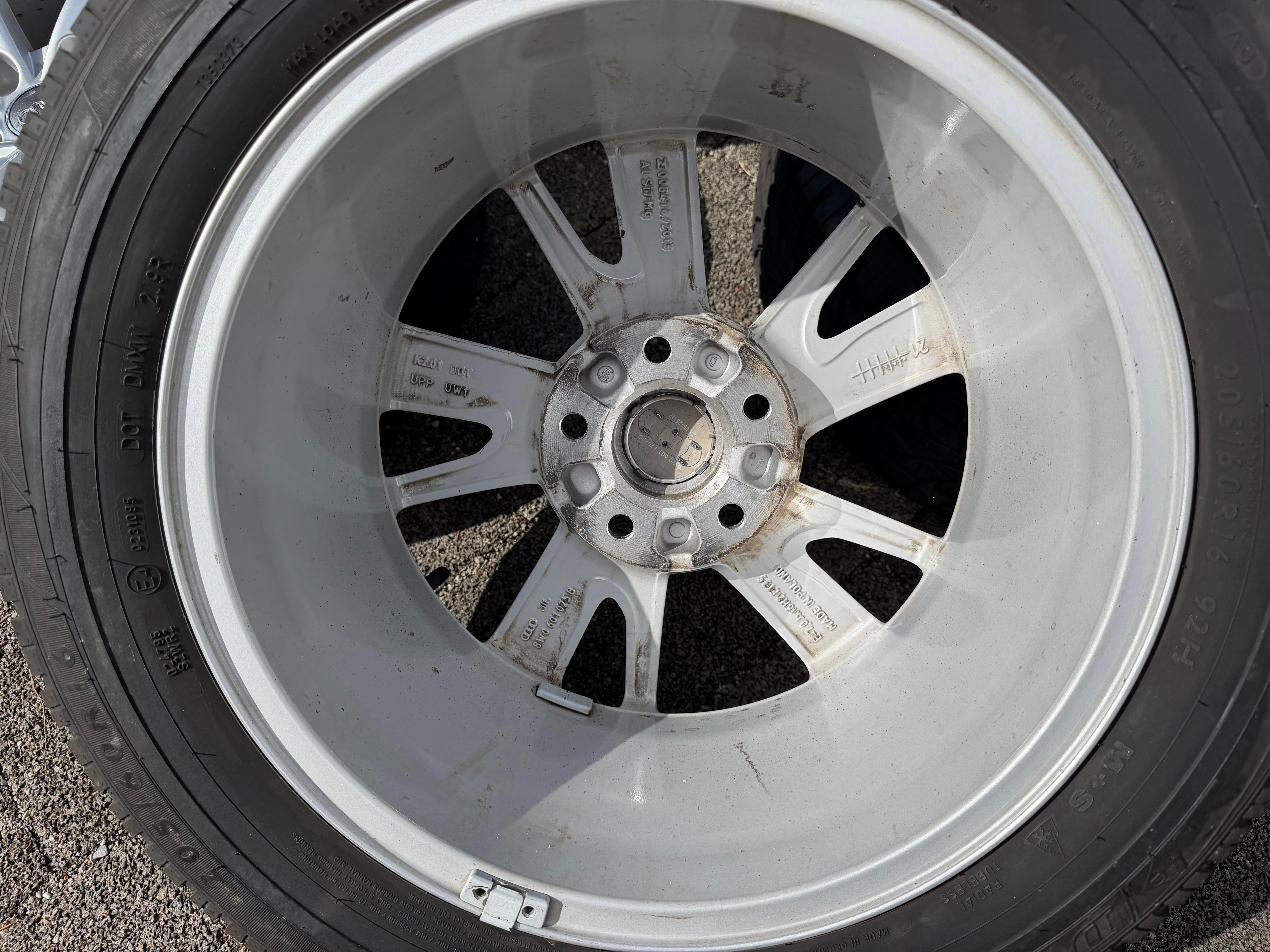 4 Original Alu Winterräder Audi A4 8W B9 8W0601025A 205/60R16 92H Dunlop