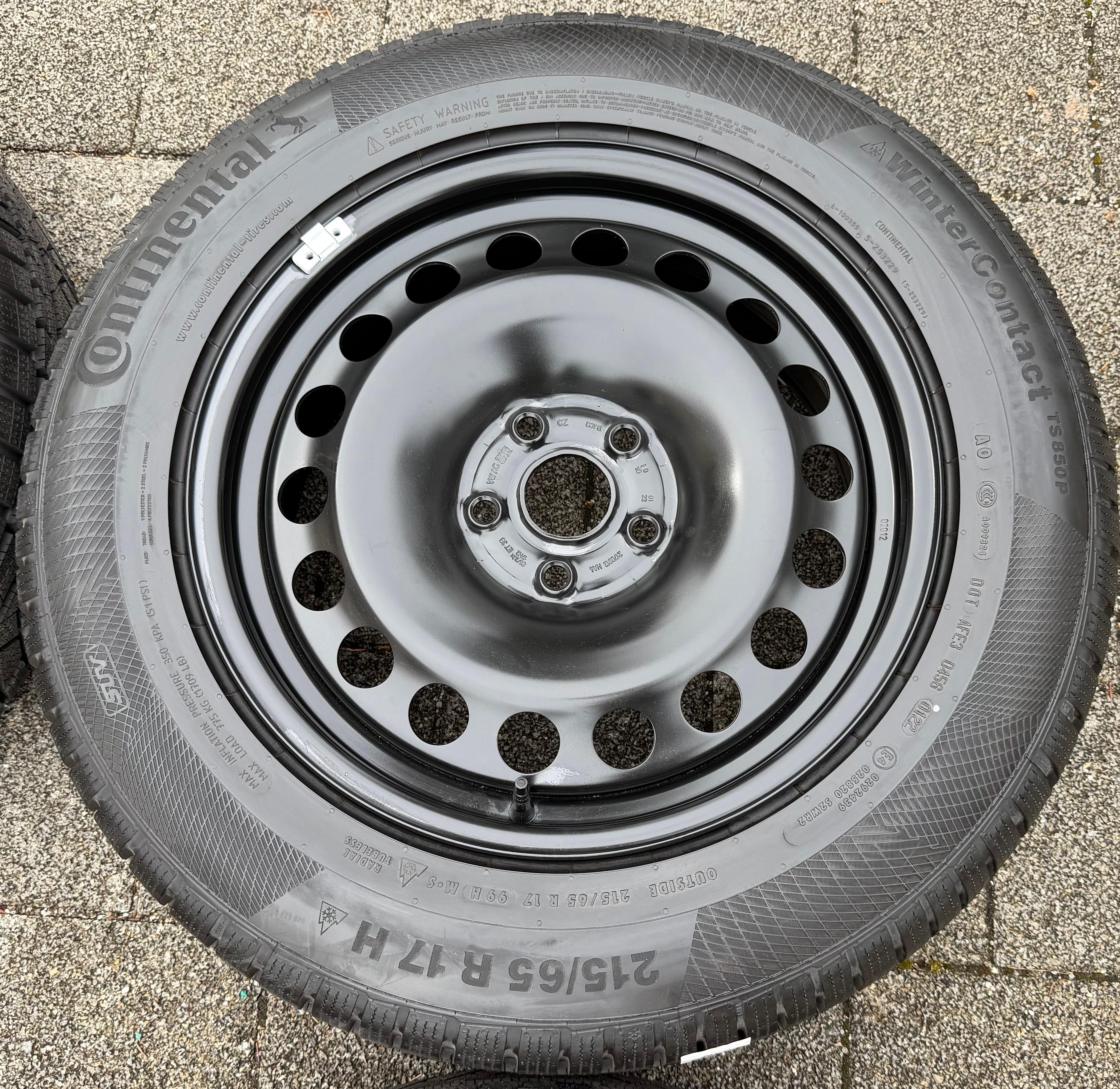 4 Winterräder Audi Q3 F3 Seat Tarraco Skoda Kodiaq VW Tiguan II 5NA 215/65R17 99H Continental