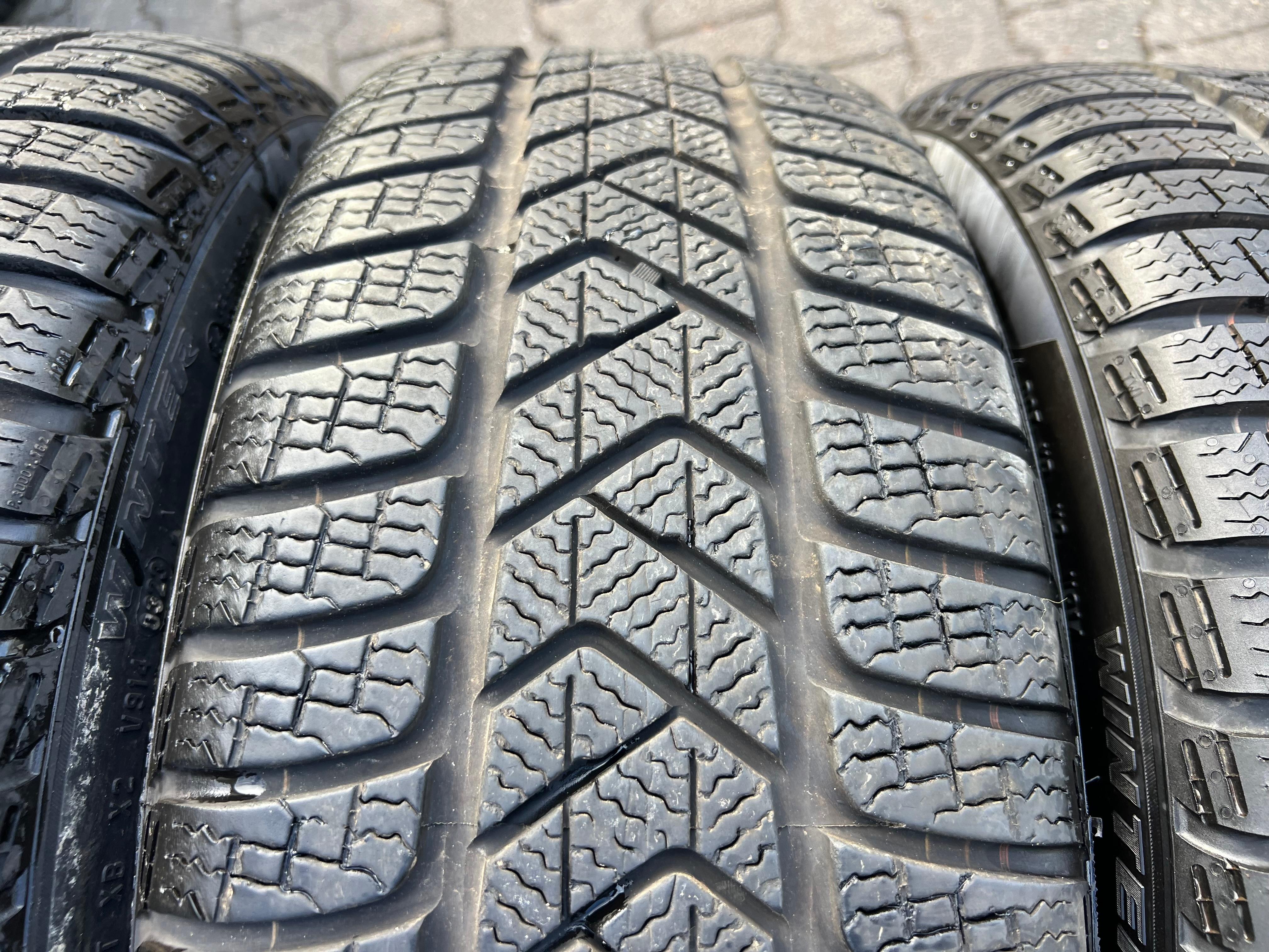 4 ORIGINAL 19" ALU WINTERRÄDER AUDI TT TTS 8S 8S0601025AG 225/40R19 93V PIRELLI
