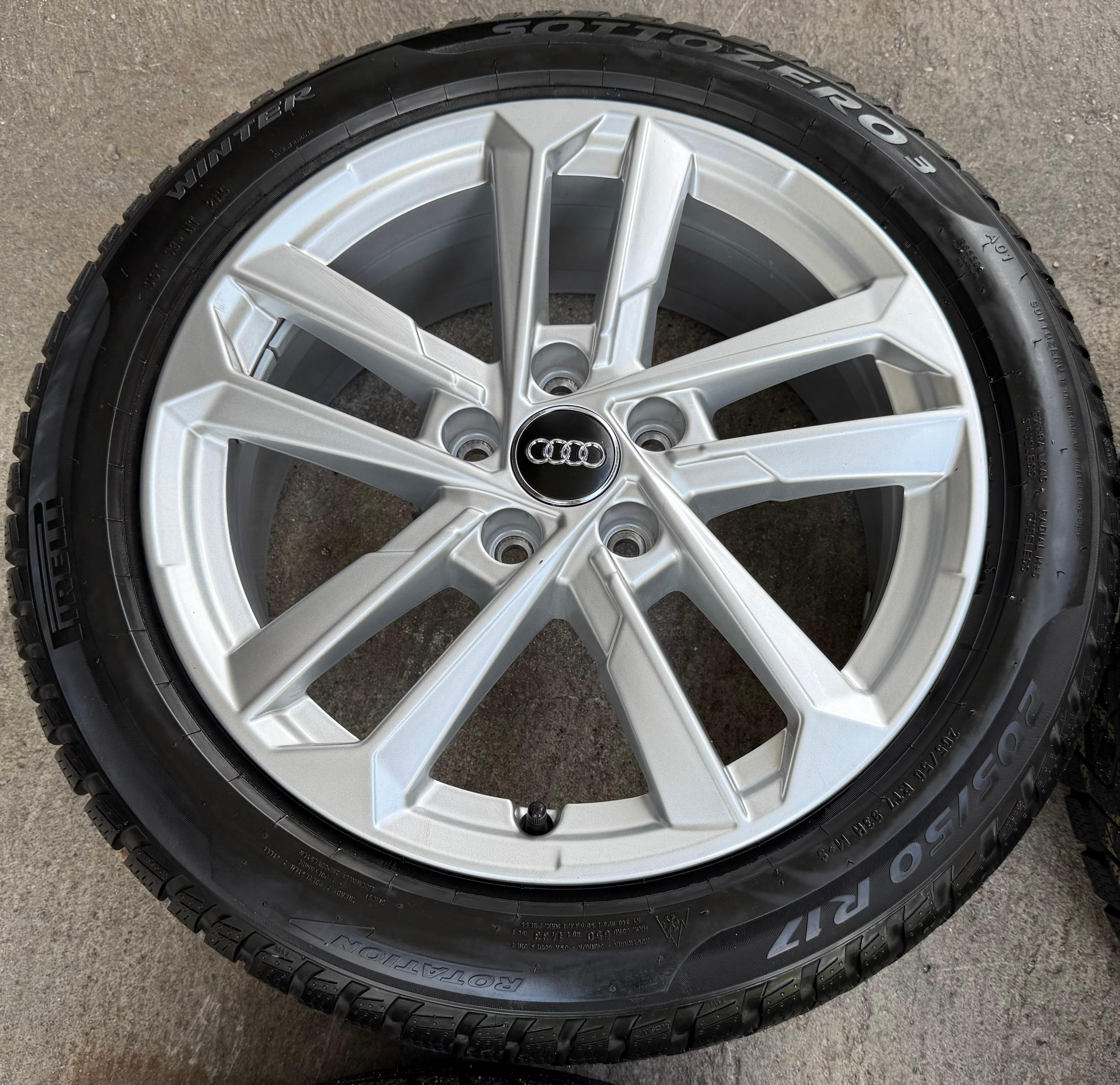 4 Original 17" Alu Winterräder Audi A3 S3 8Y 8Y0601025L 205/50R17 93H Pirelli