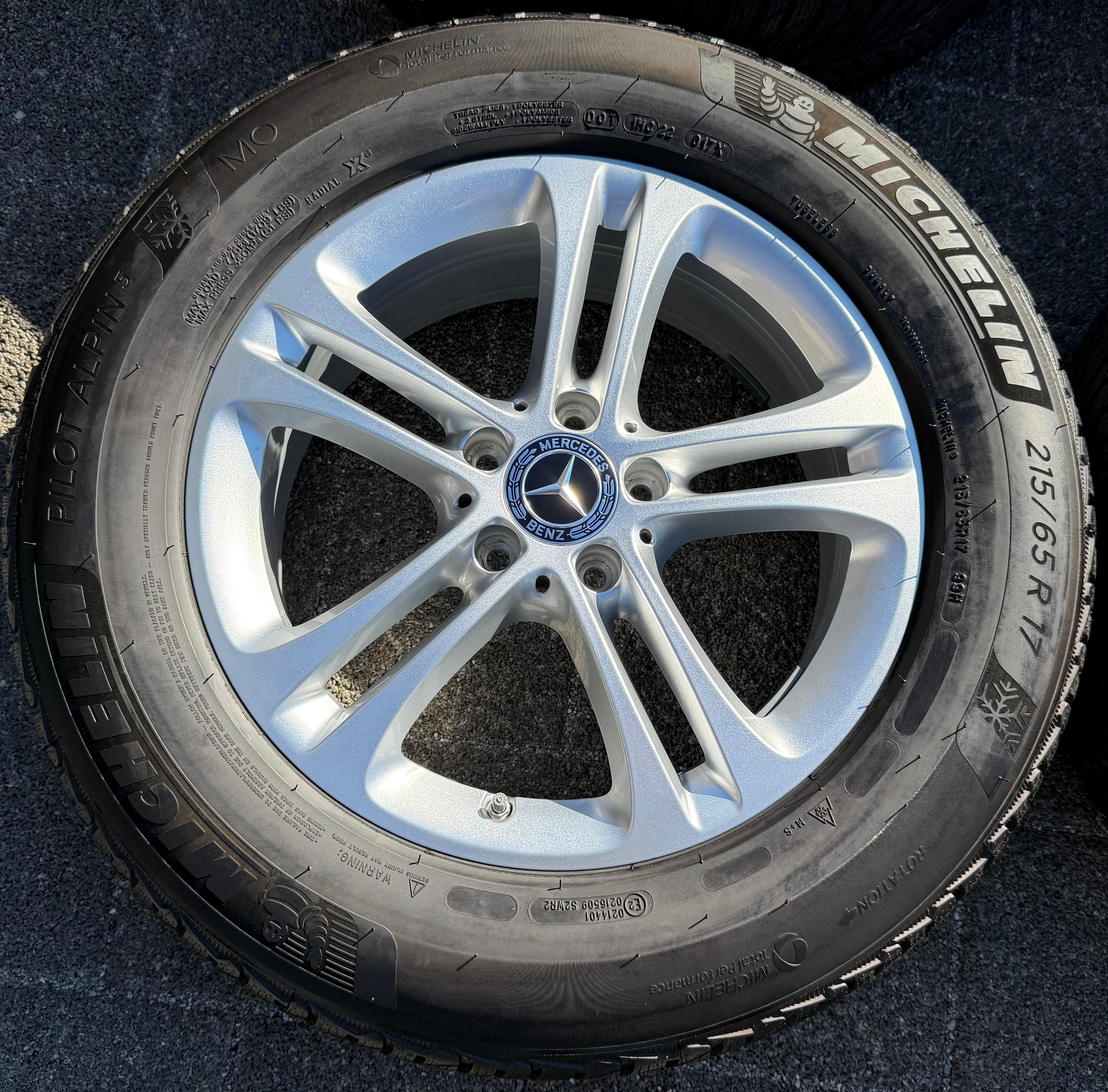 4 Original 17" Alu Winterräder Mercedes GLA H247 GLB X247 215/65R17 99H RDKS 2024