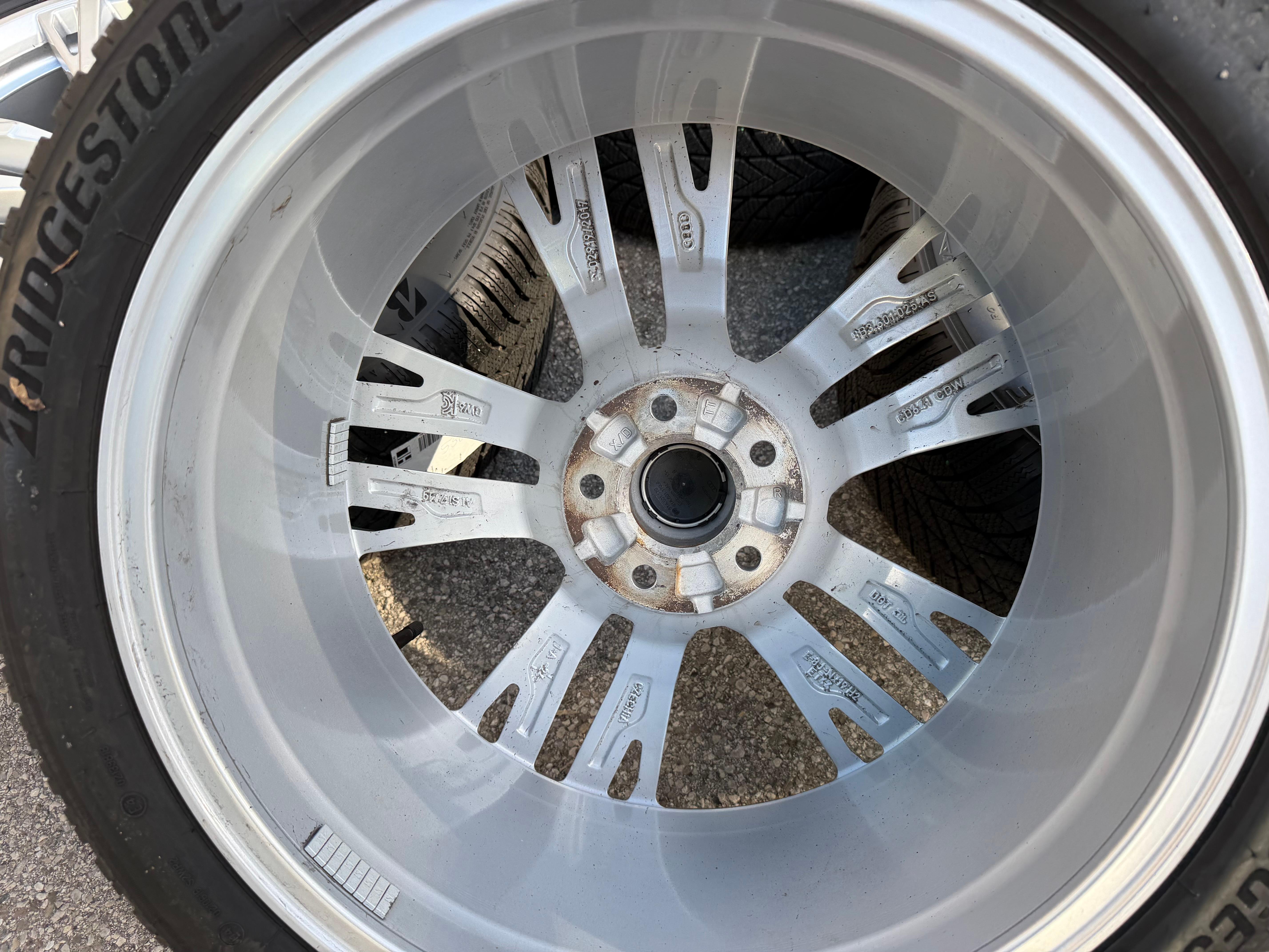 4 RUEDAS DE INVIERNO ORIGINALES DE ALEACIÓN DE 19" PARA AUDI A5 S5 FU2 B10 8B3601025AS 245/40R19 98H 2024
