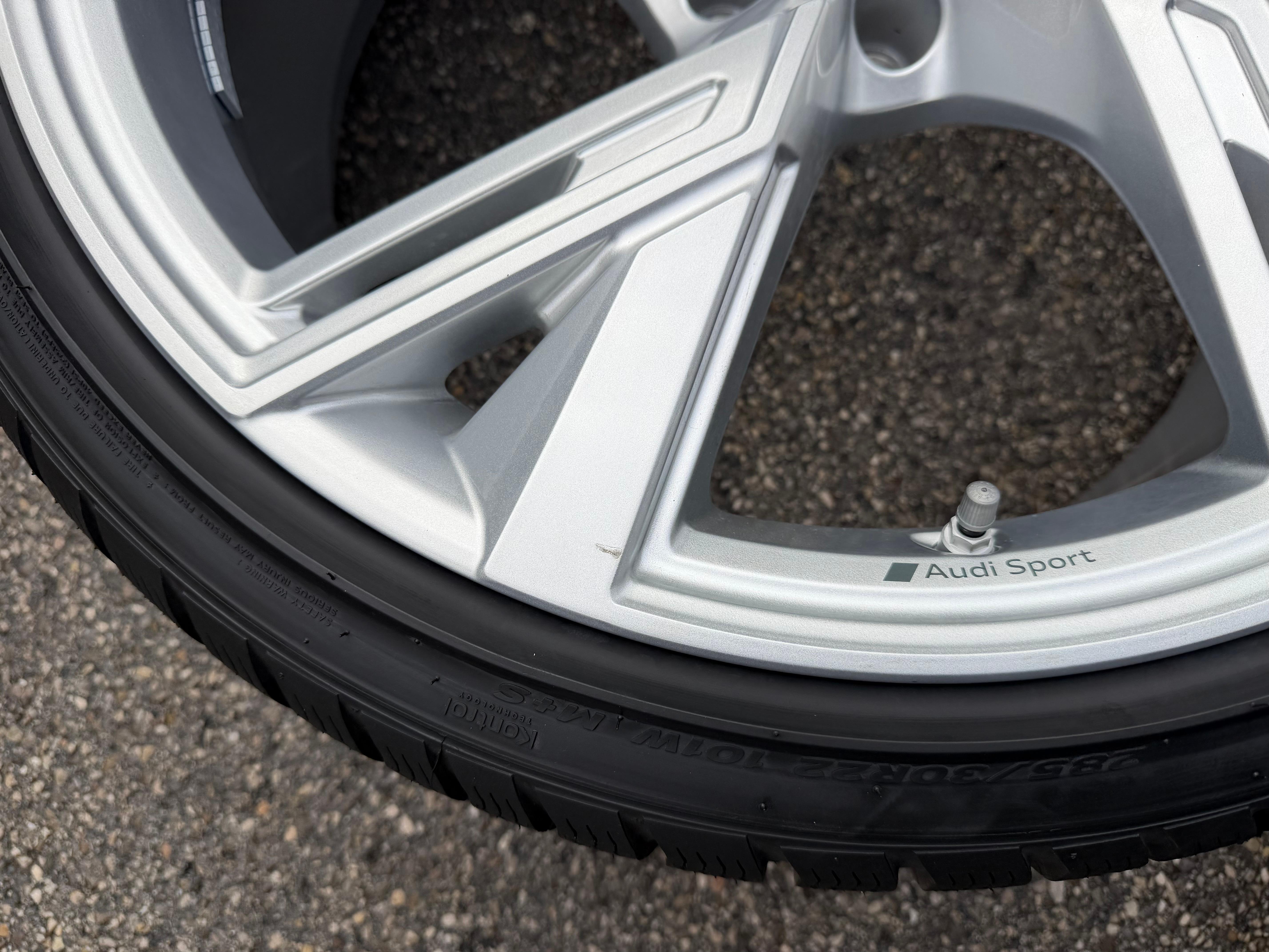 4 ruedas de invierno de aluminio originales de 22" para Audi RS6 4K RS7 4K0601025R 285/30R22 101W HANKOOK