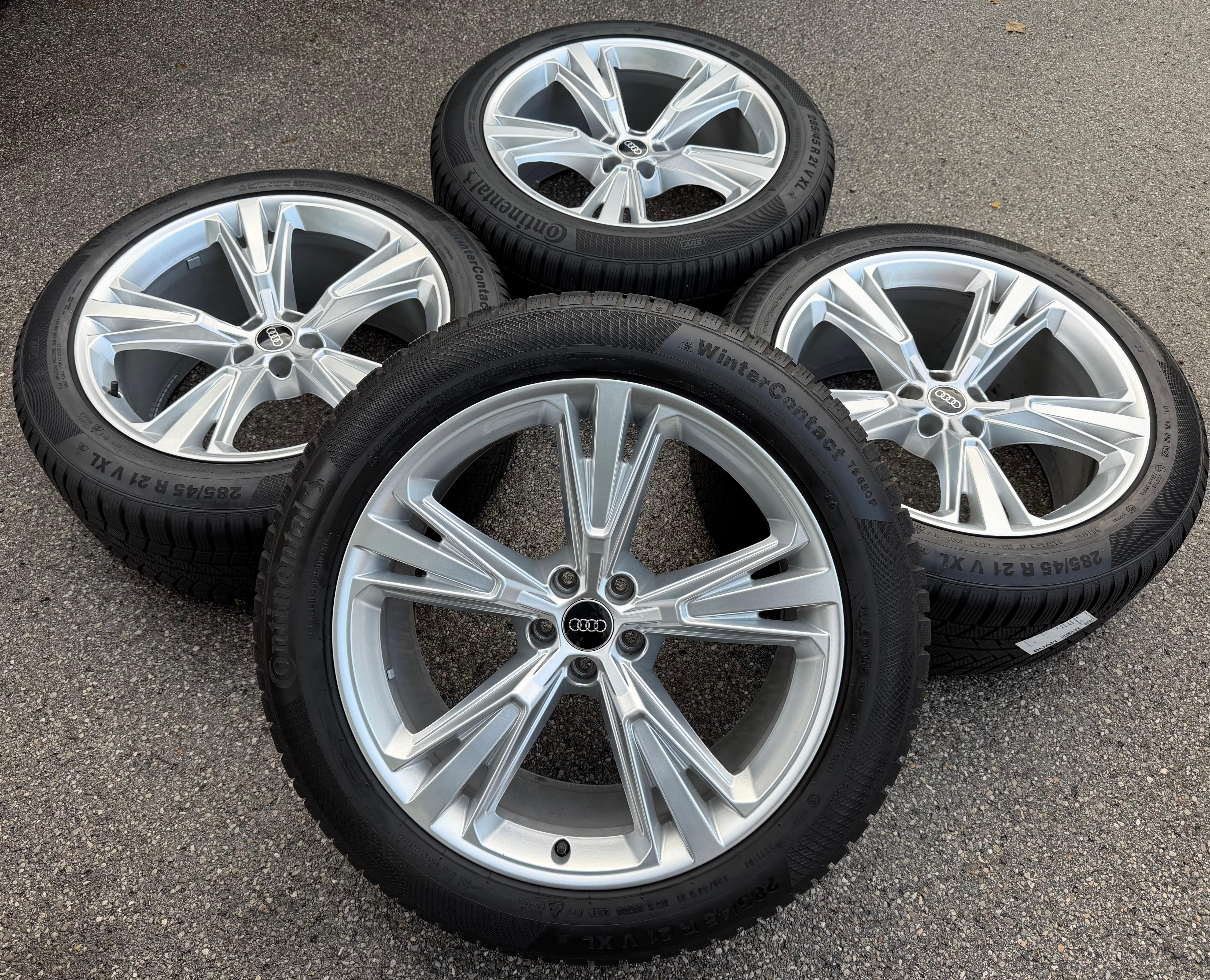 4 ruedas de invierno de aleación originales de 21" para Audi Q8 SQ8 4M 4M8601025H 285/45R21 113V Continental