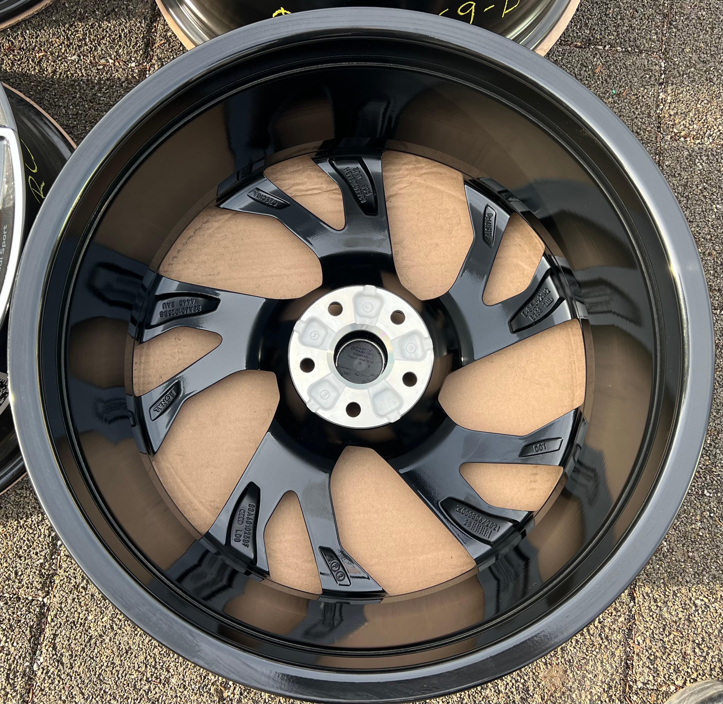 4 ORIGINAL 21" ALUFELGEN FELGEN AUDI RSQ3 RS Q3 F3 83A601025BH 21 ZOLL