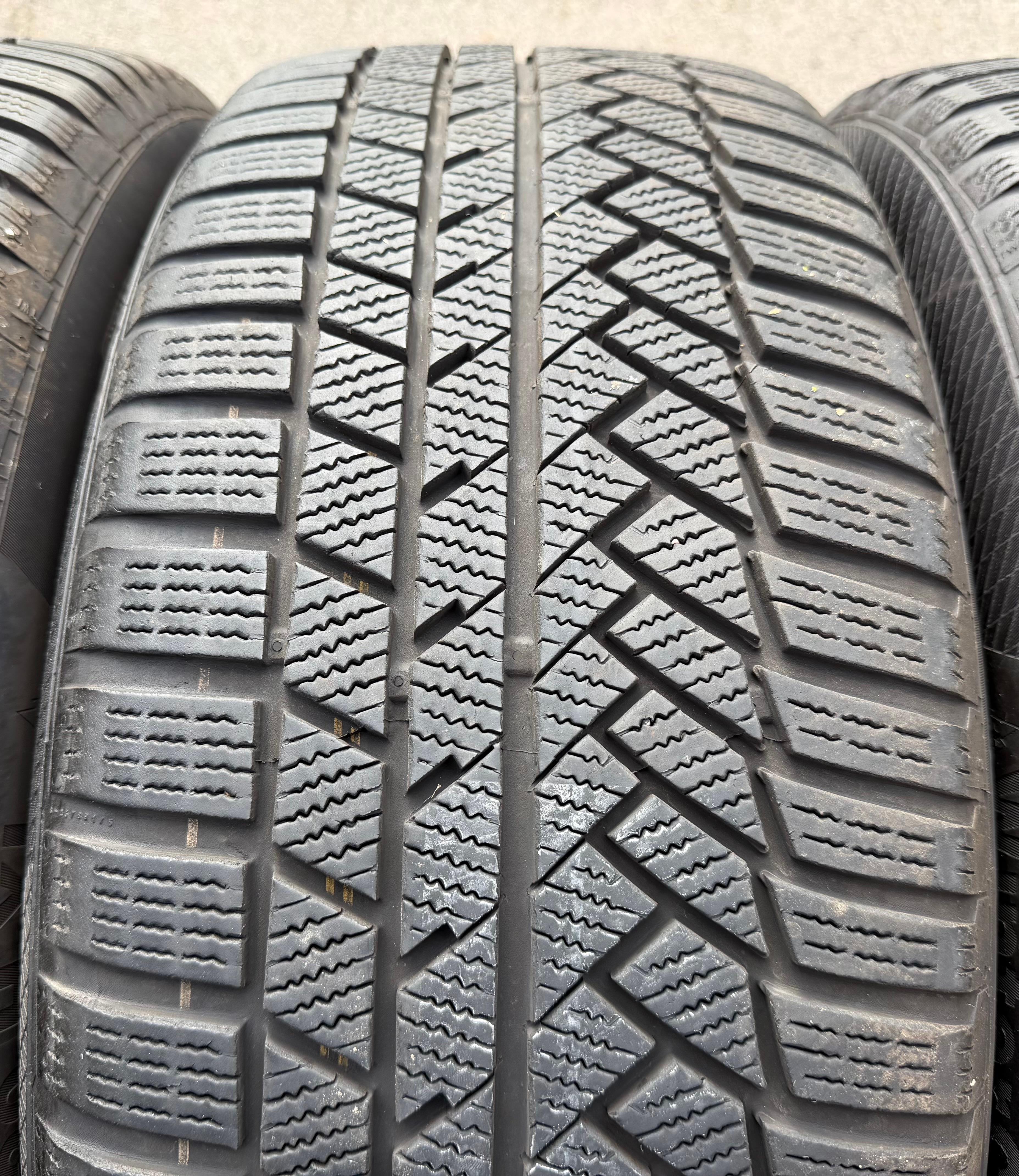 4 ruedas de invierno de aleación originales de 20" para Audi Q8 SQ8 4M8601025DK 265/50R20 111H Continental 2024
