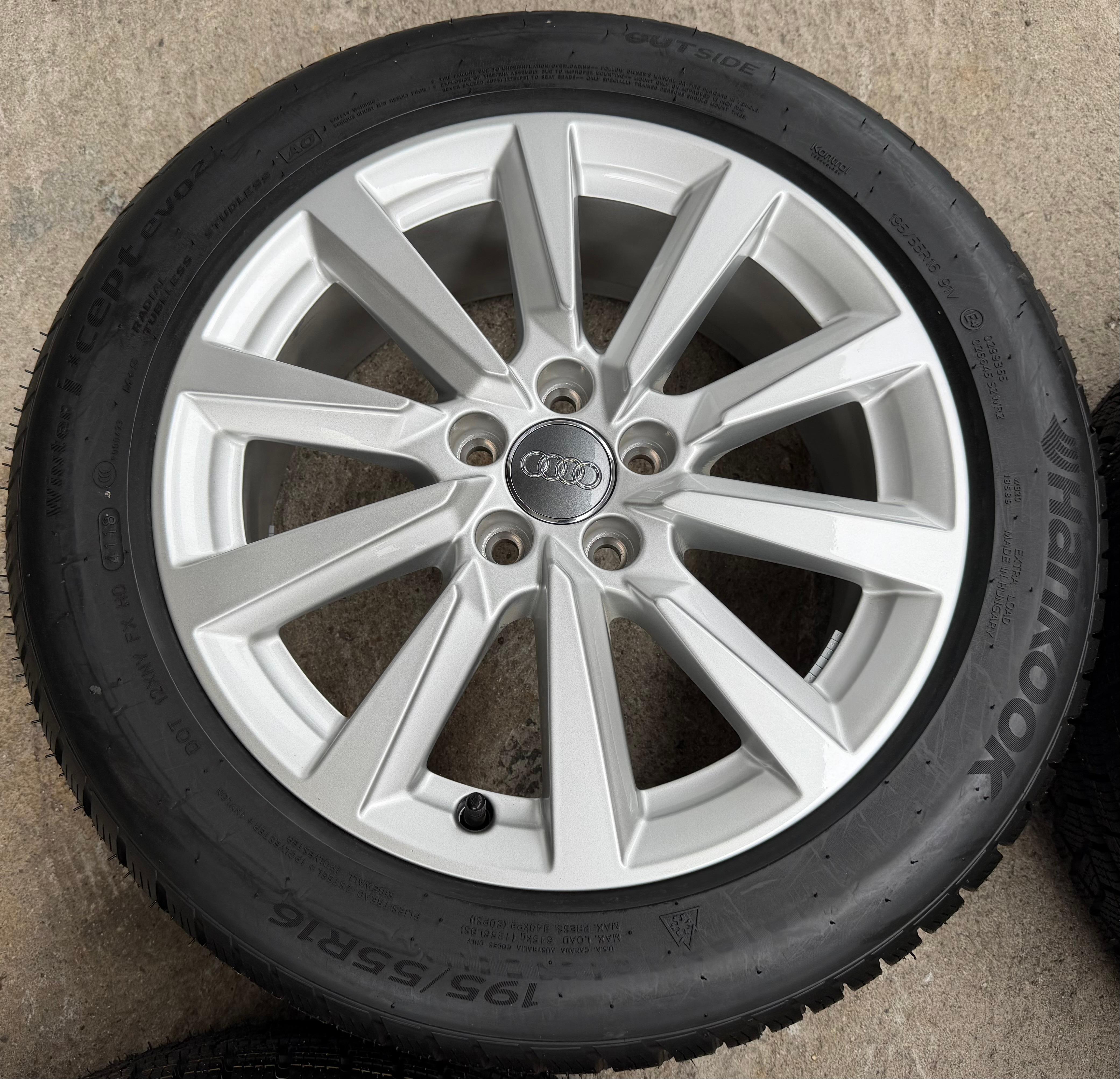 4 Original Alu Winterräder Audi A1 GB 82A601025C 195/55R16 91V Bridgestone