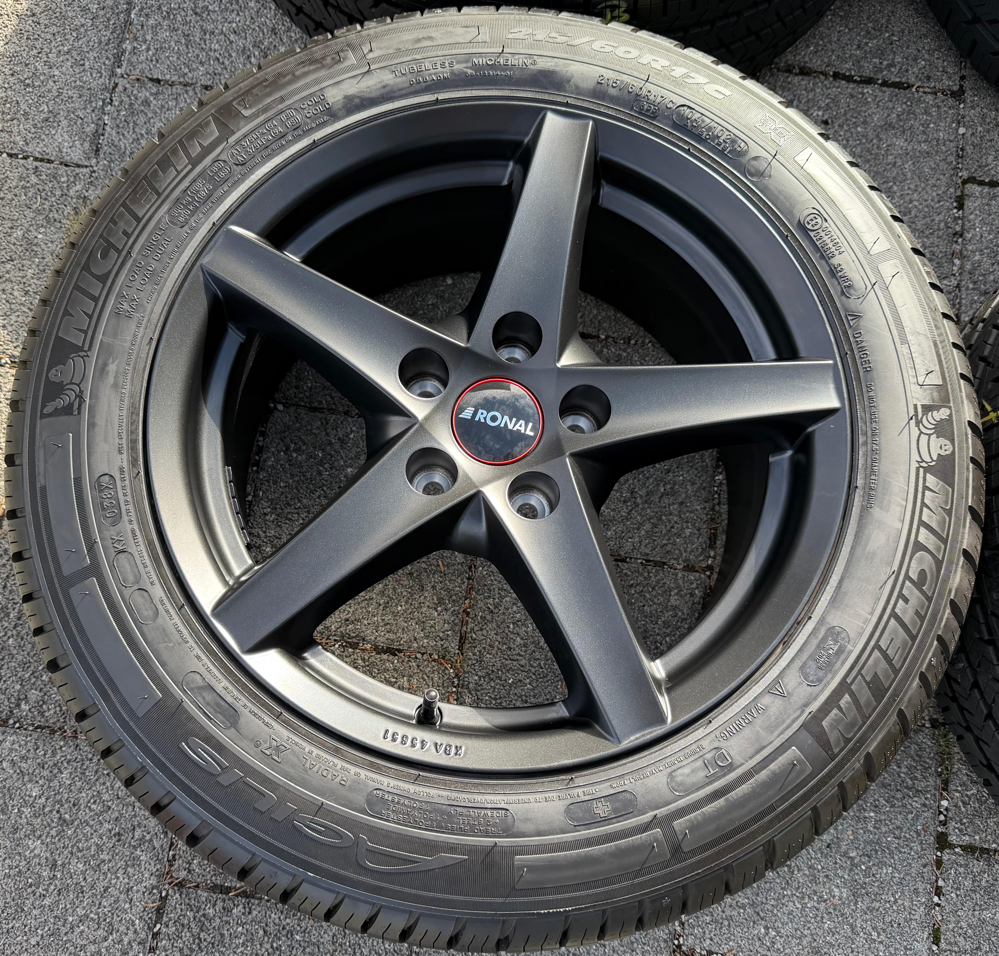 4 Ronal Alu 17" Sommerräder VW BUS T5 T6 T6.1 215/60R17C 104/102H Michelin Agilis 2023