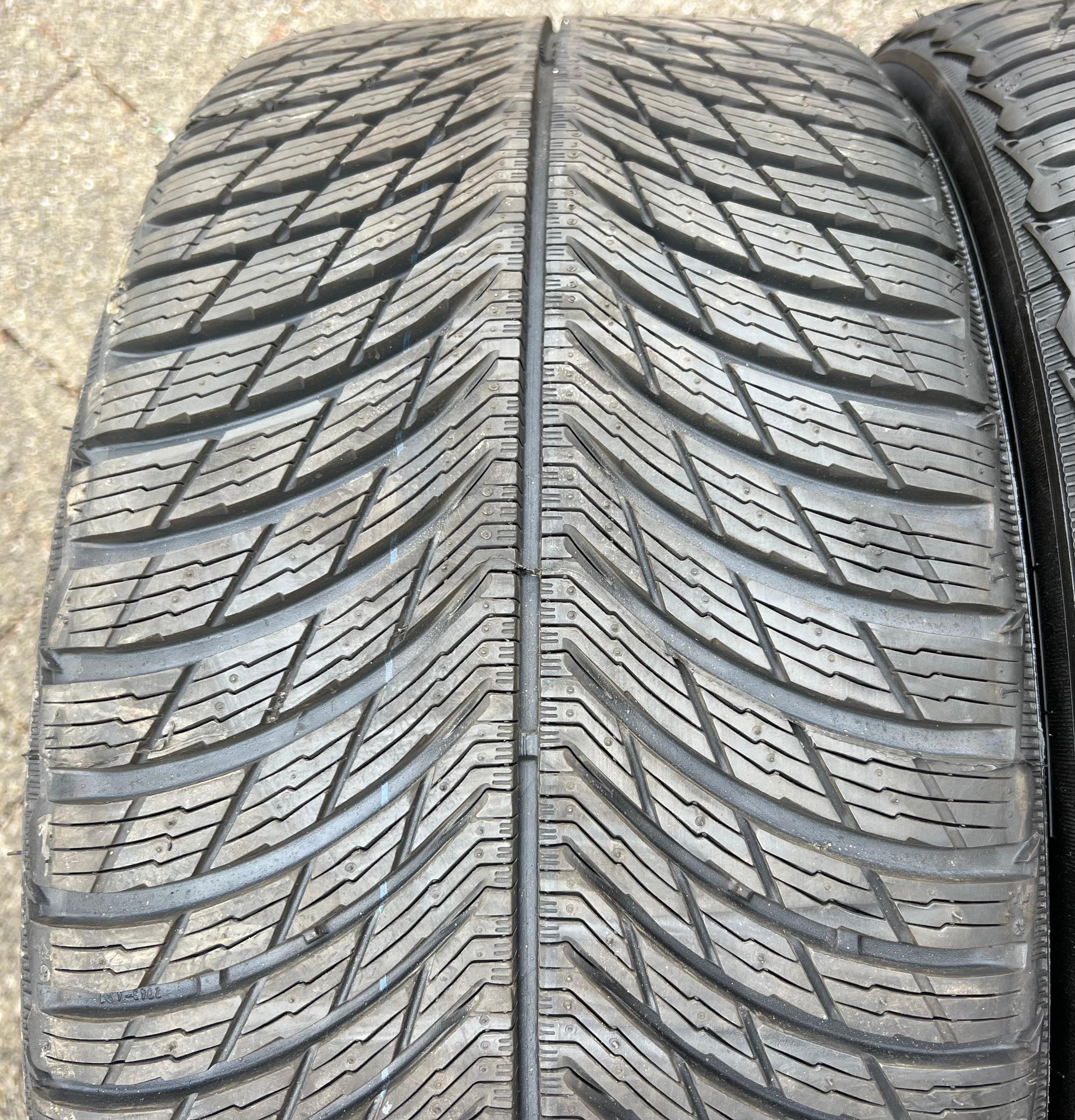 2 x 245/40R18 97V Winterreifen Michelin Pilot Alpin 5 8mm 2021