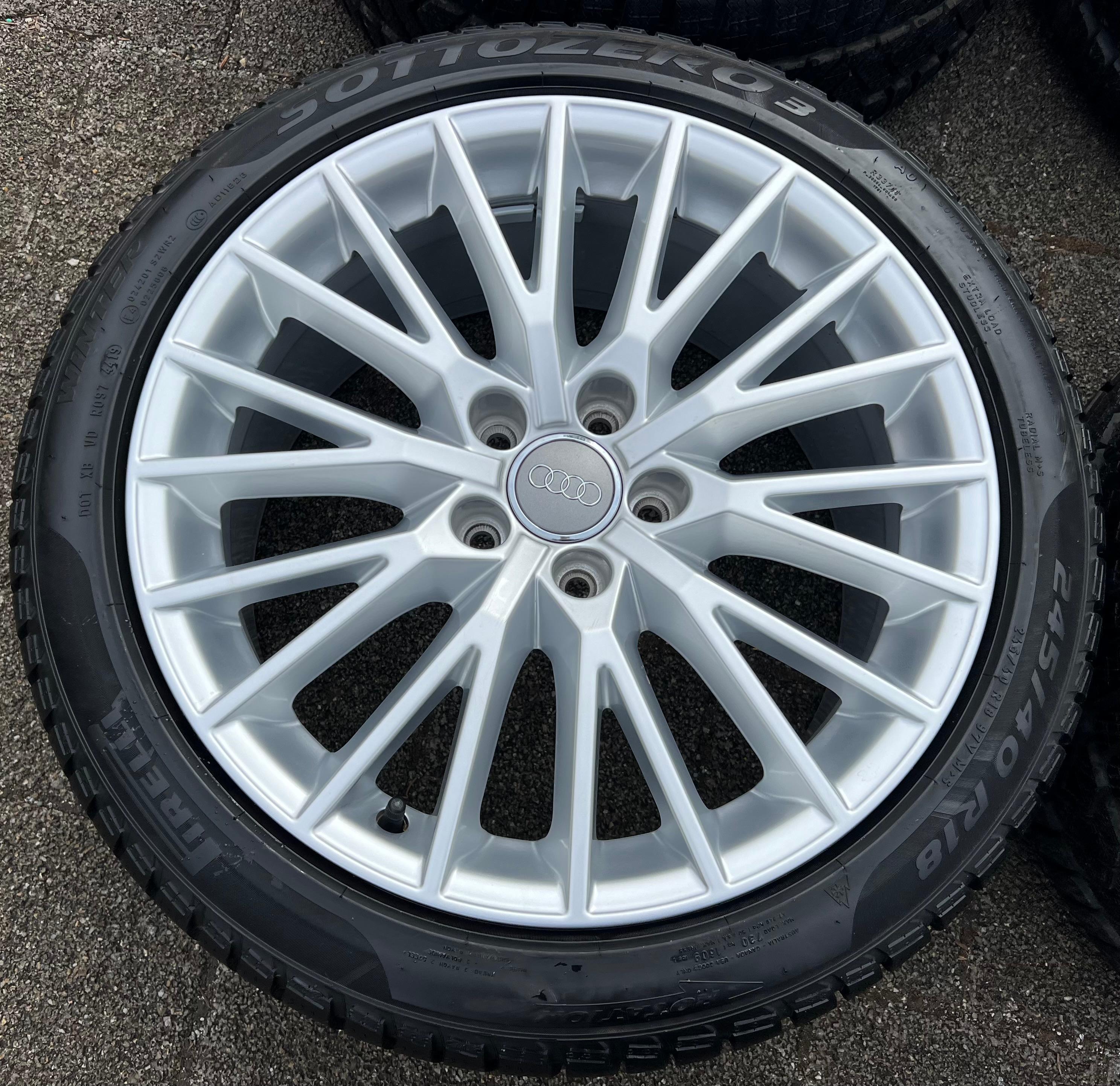 4 CERCHI INVERNALI ORIGINALI IN ALLUMINIO DA 18" AUDI TT TTS 8S 8S0601025D 245/40R18 98V PIRELLI CONSEGNA GRATUITA