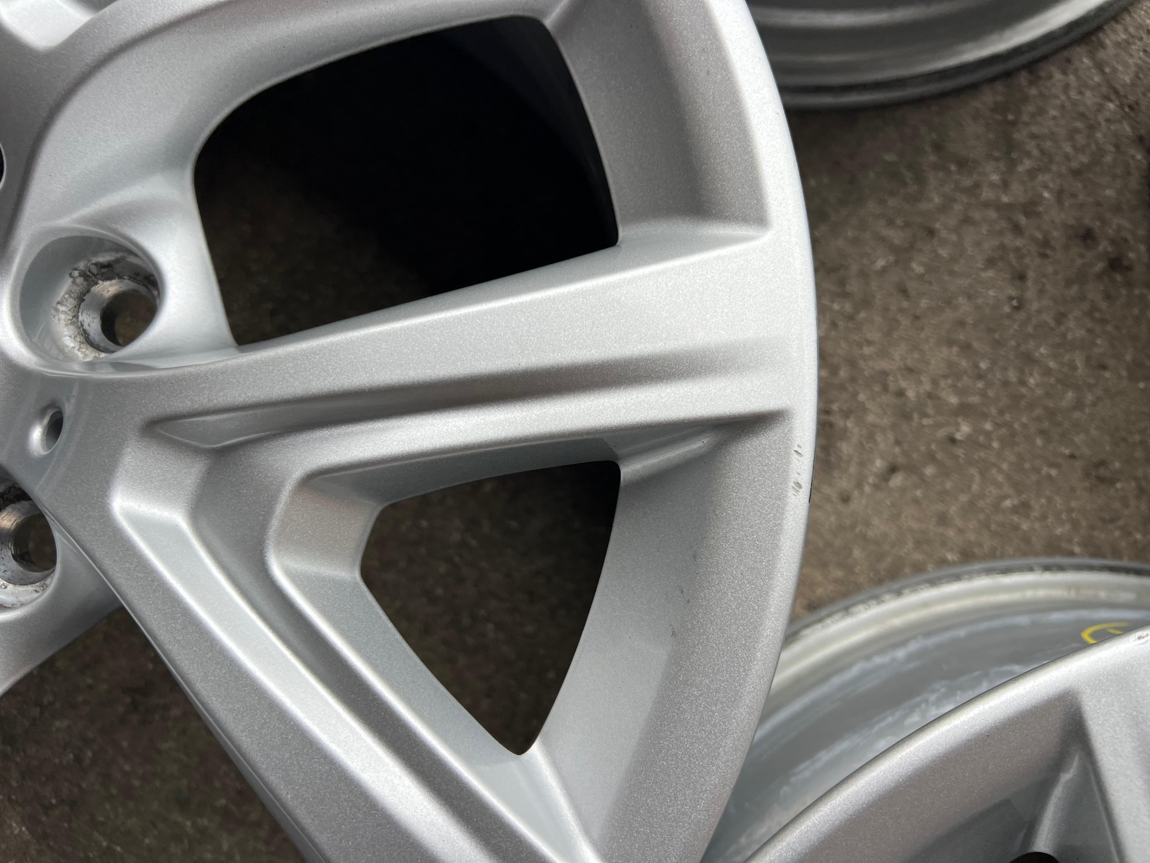 4 CERCHI ORIGINALI IN ALLUMINIO DA 17" BMW X1 F48 X2 F39 6856076 STYLING 574 RDKS CONSEGNA GRATUITA