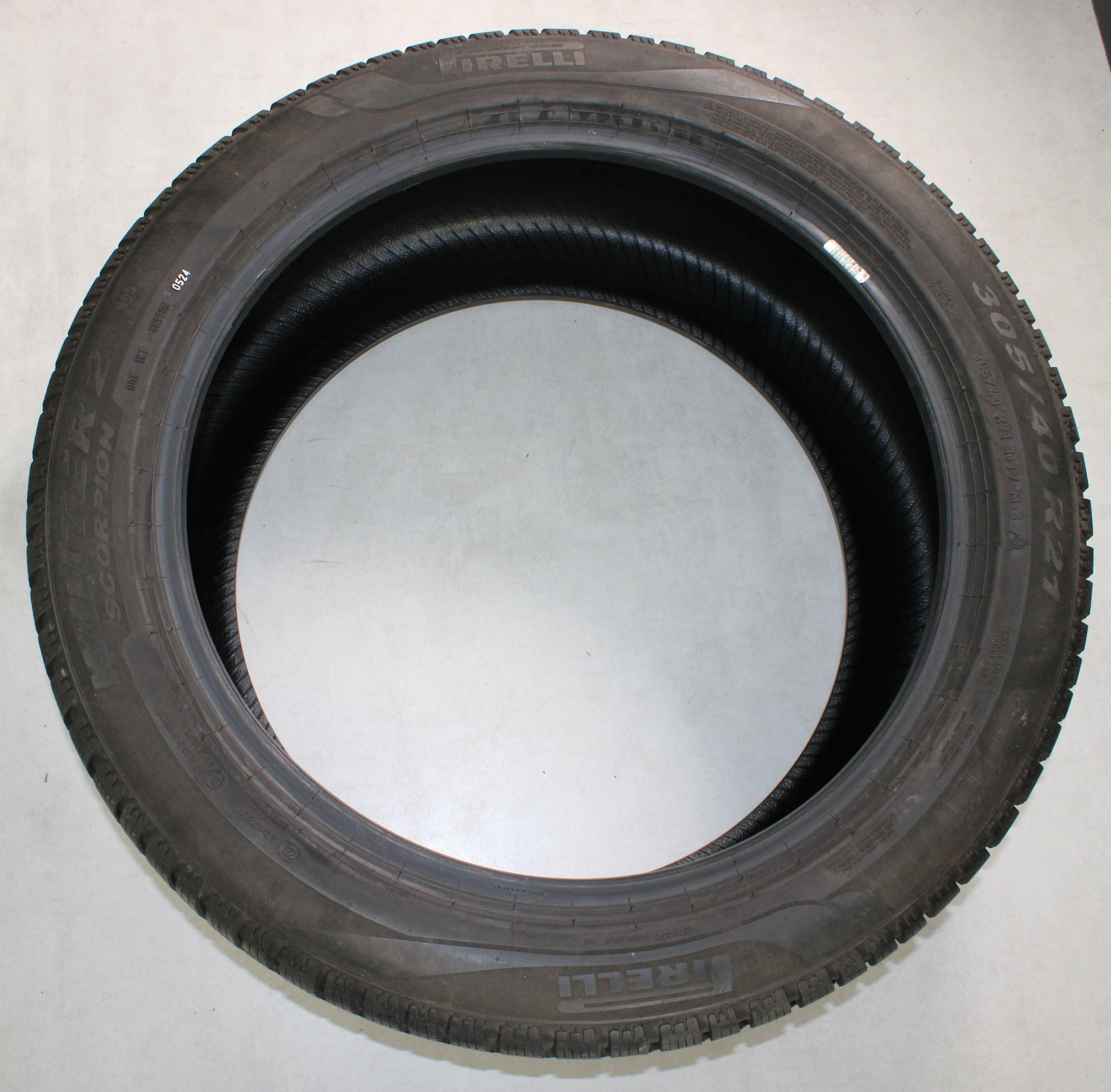 1 x 305/40R21 113V Winterreifen Pirelli Scorpion Winter 2 NCO 6,5mm 2024