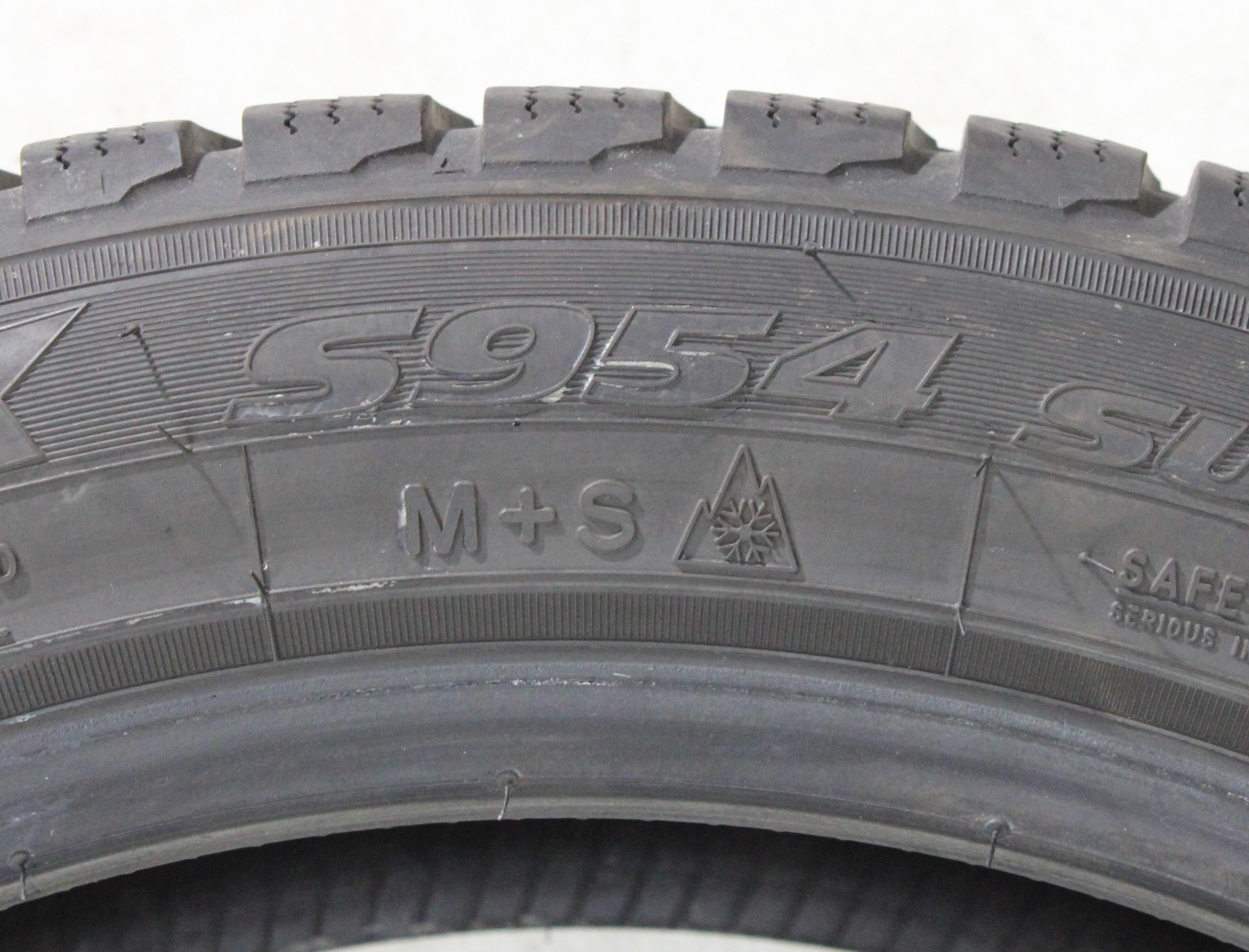 2 x 245/45R19 102V Winterreifen Toyo SnowProx S954 SUV 6-6,5mm 2024