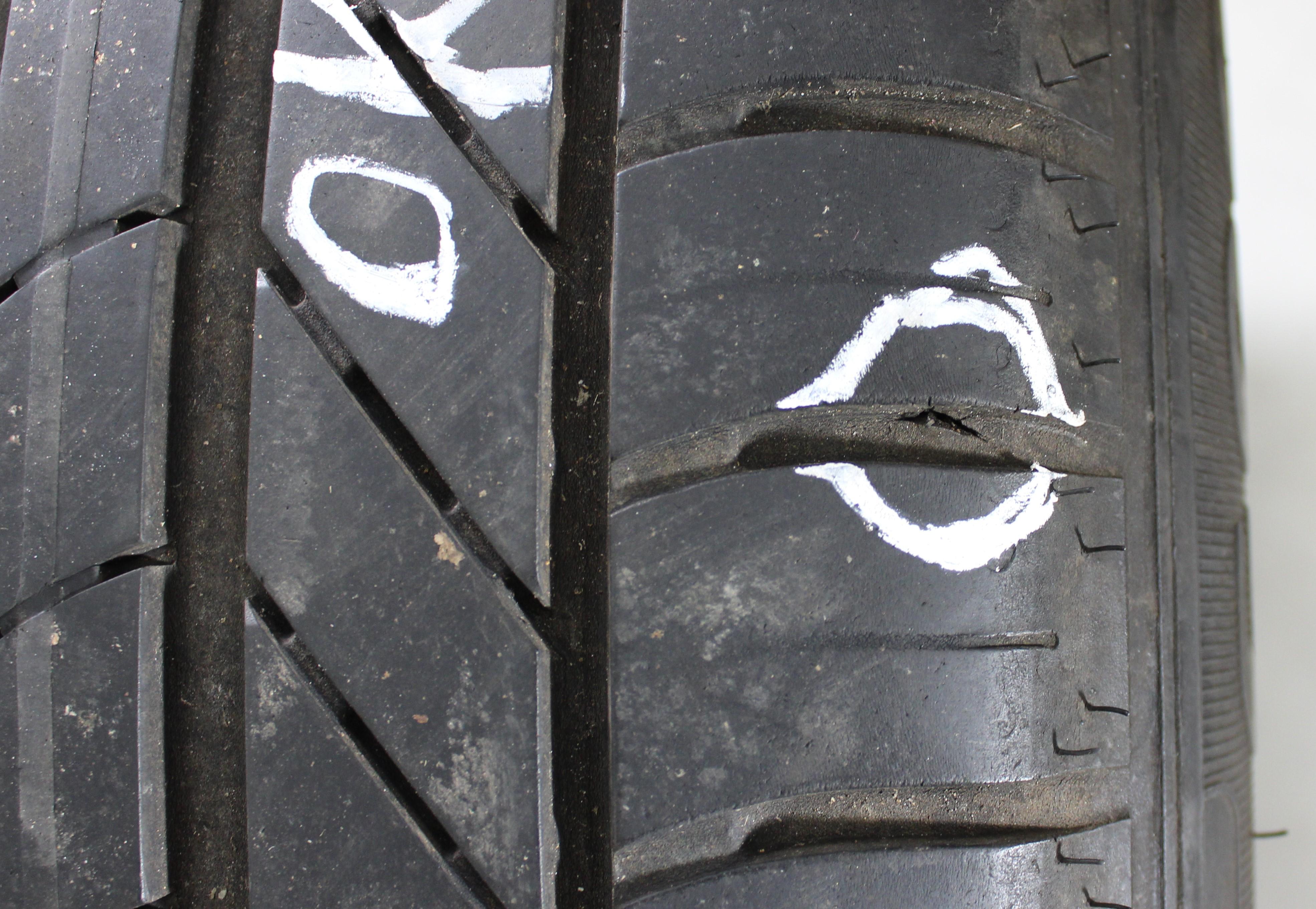 4 x 225/55R17 97Y Sommerreifen Goodyear Excellence Runflat 5-5,5mm 2016 *