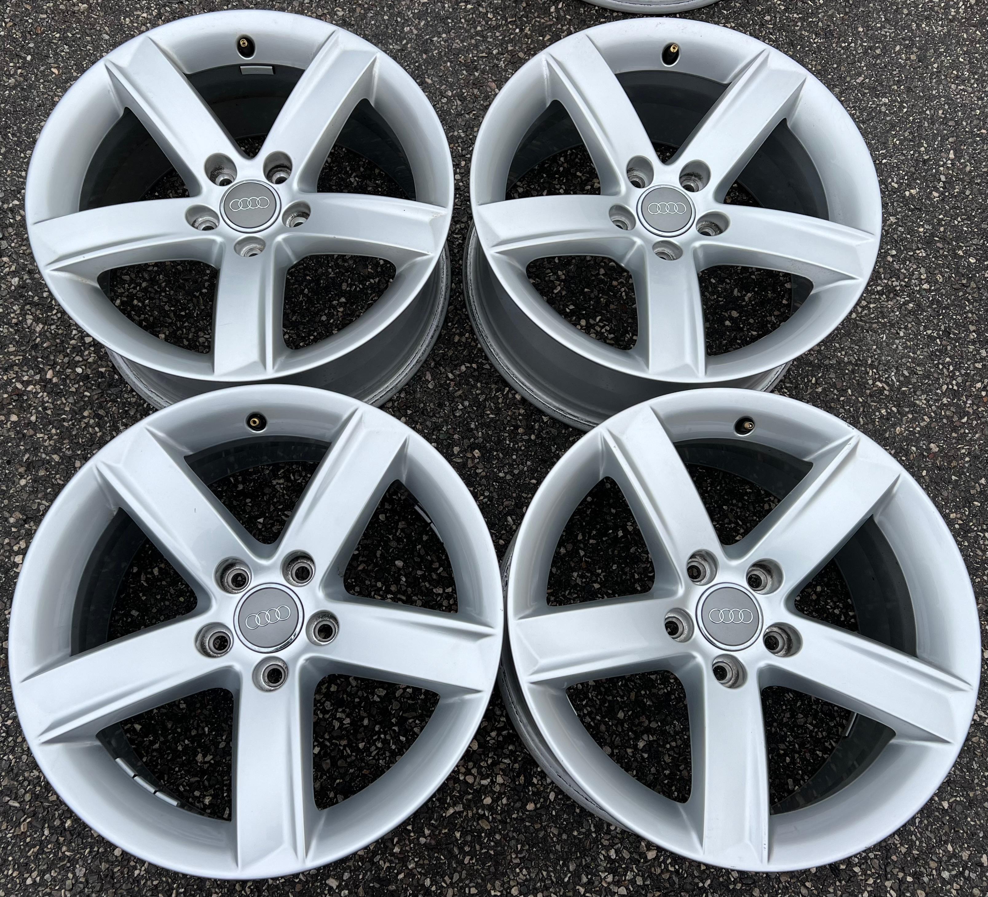 4 ORIGINELE 17" ALU WIELEN AUDI A5 8T 8T0071497 7,5x17 ET29 FREIHAUS