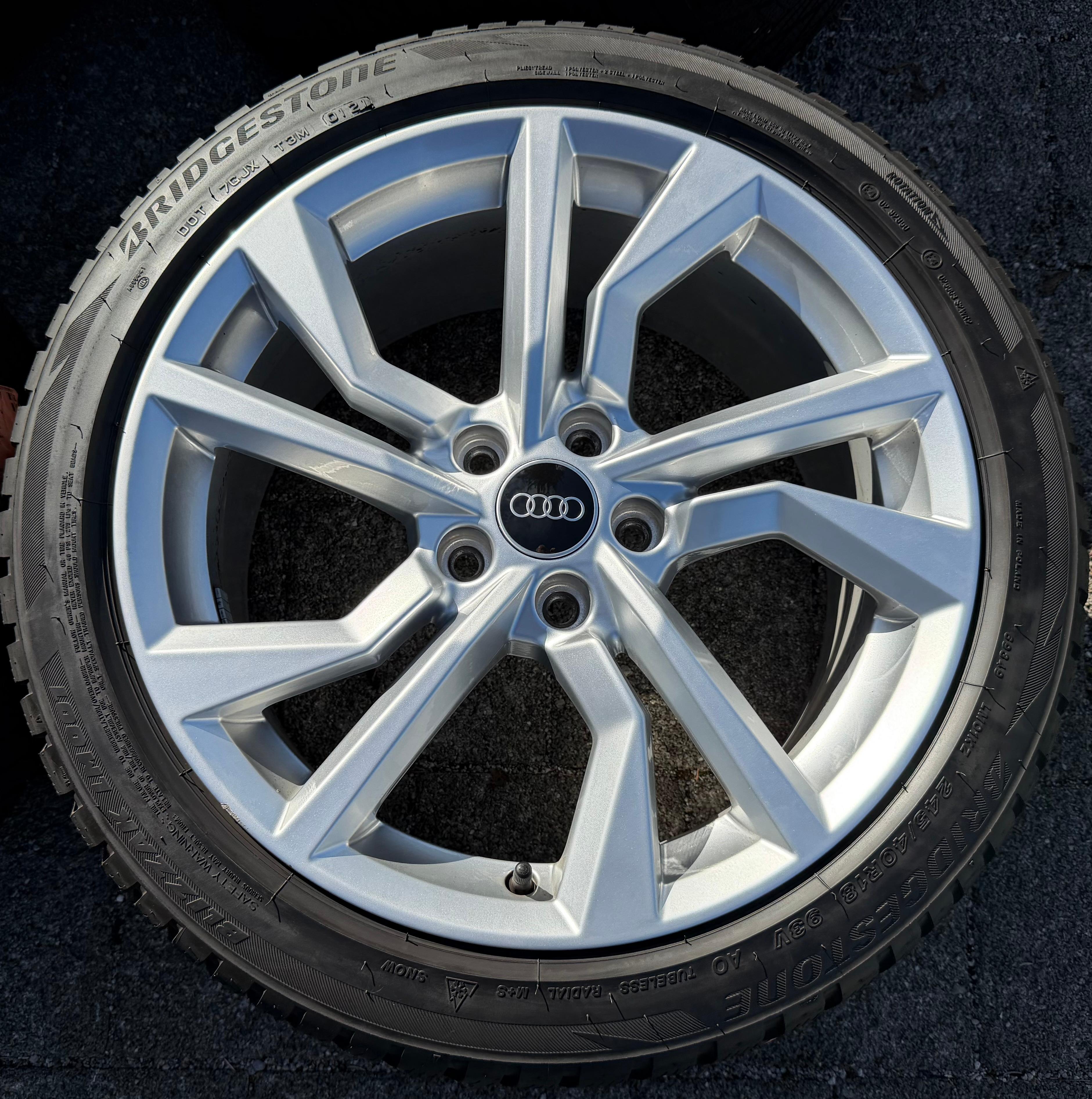 4 Original 18" Alu Winterräder Audi TT TTS 8S 8S0601025AN 245/40R18 93V 2021
