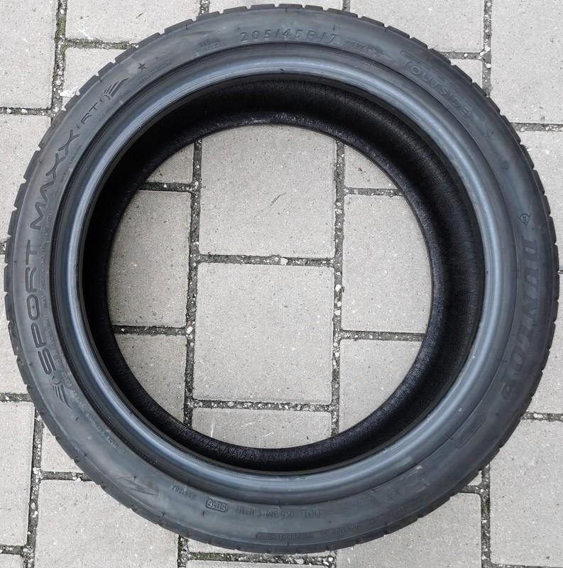 4 x 205/45R17 88W Sommerreifen Dunlop Sport Maxx RT 2x 6,5-7mm und 2x 5,5-6mm 2016