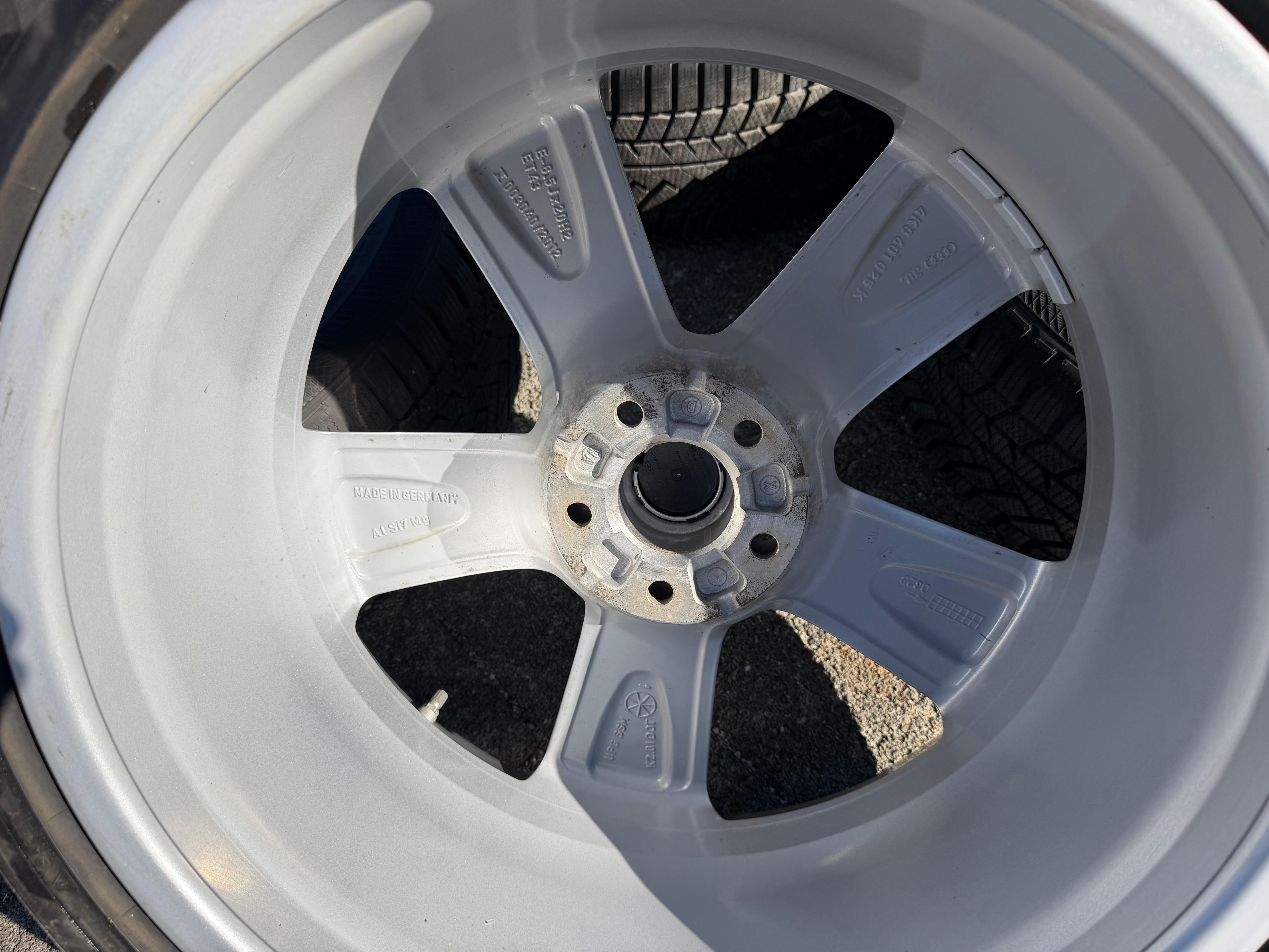 4 Original 20" Alu Winterräder Audi A6 S6 C8 F2 4K0601025K 2022 255/40R20 101W Continental