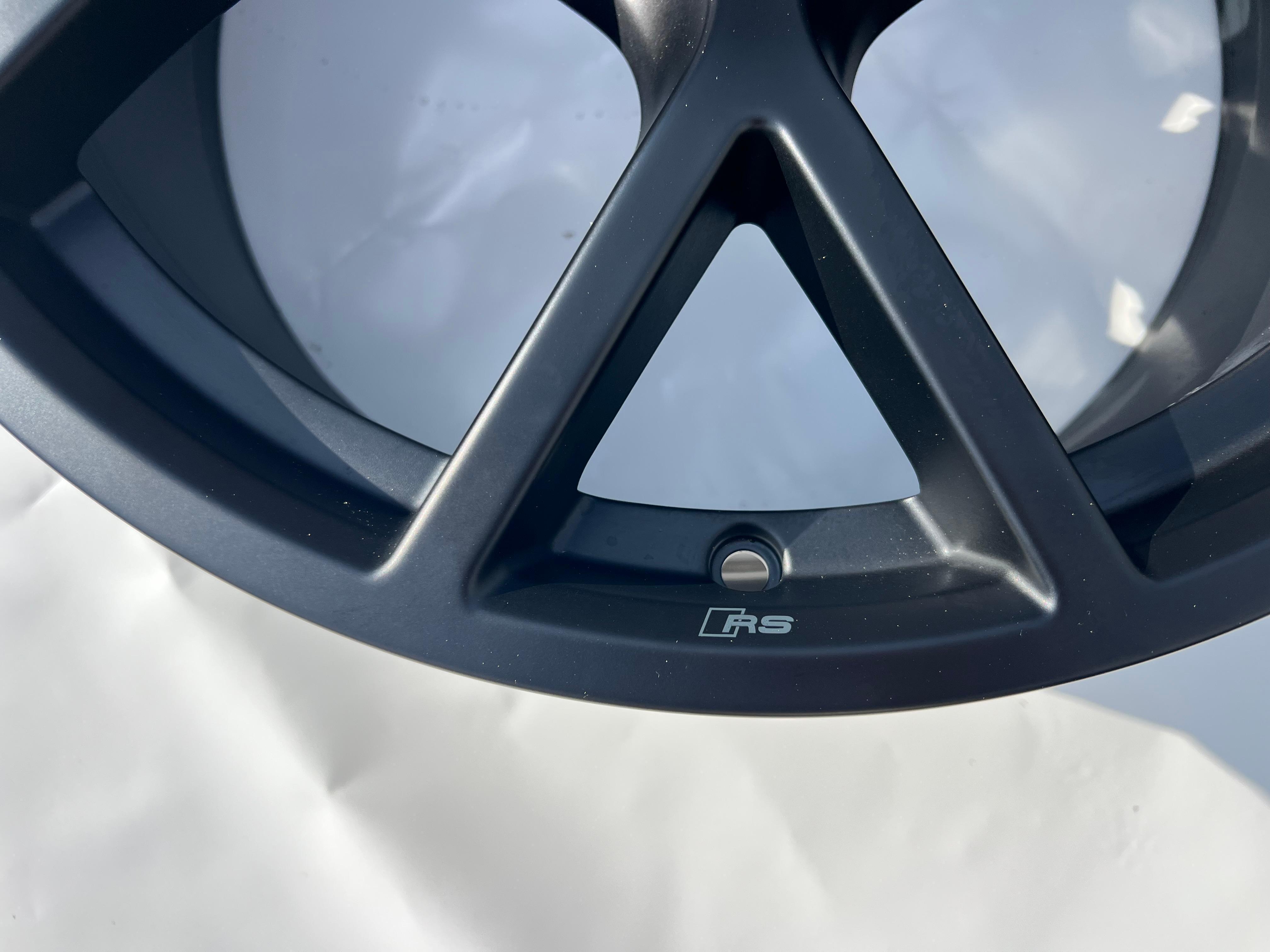 1 X ORIGINAL 19" ALUFELGE FELGE AUDI RS3 8Y GY 8Y0601025BR 9x19 ET25 FREIHAUS