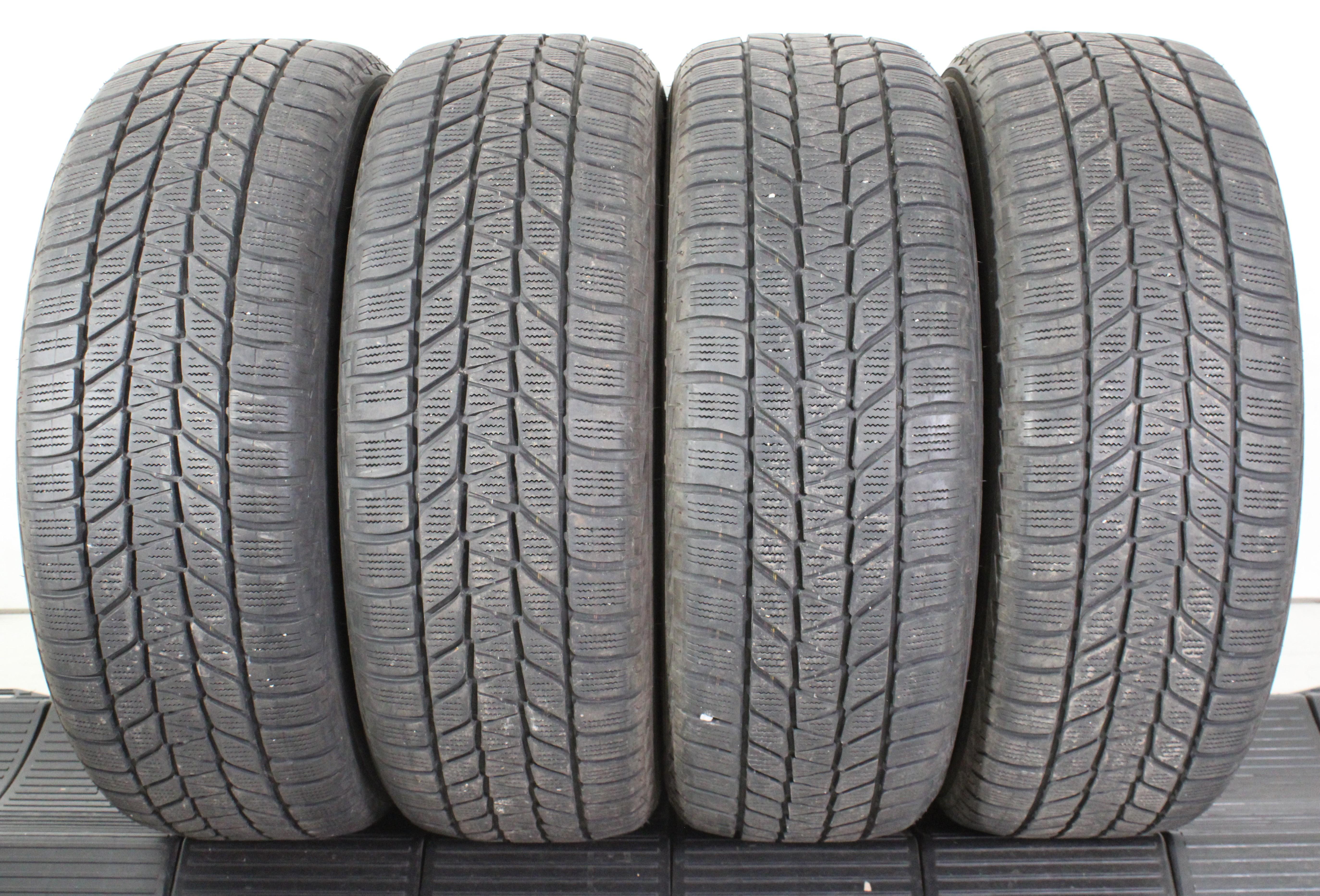 4 x 205/60R16 92H Winterreifen Bridgestone Blizzak LM-25 5,5-6mm 2017 *
