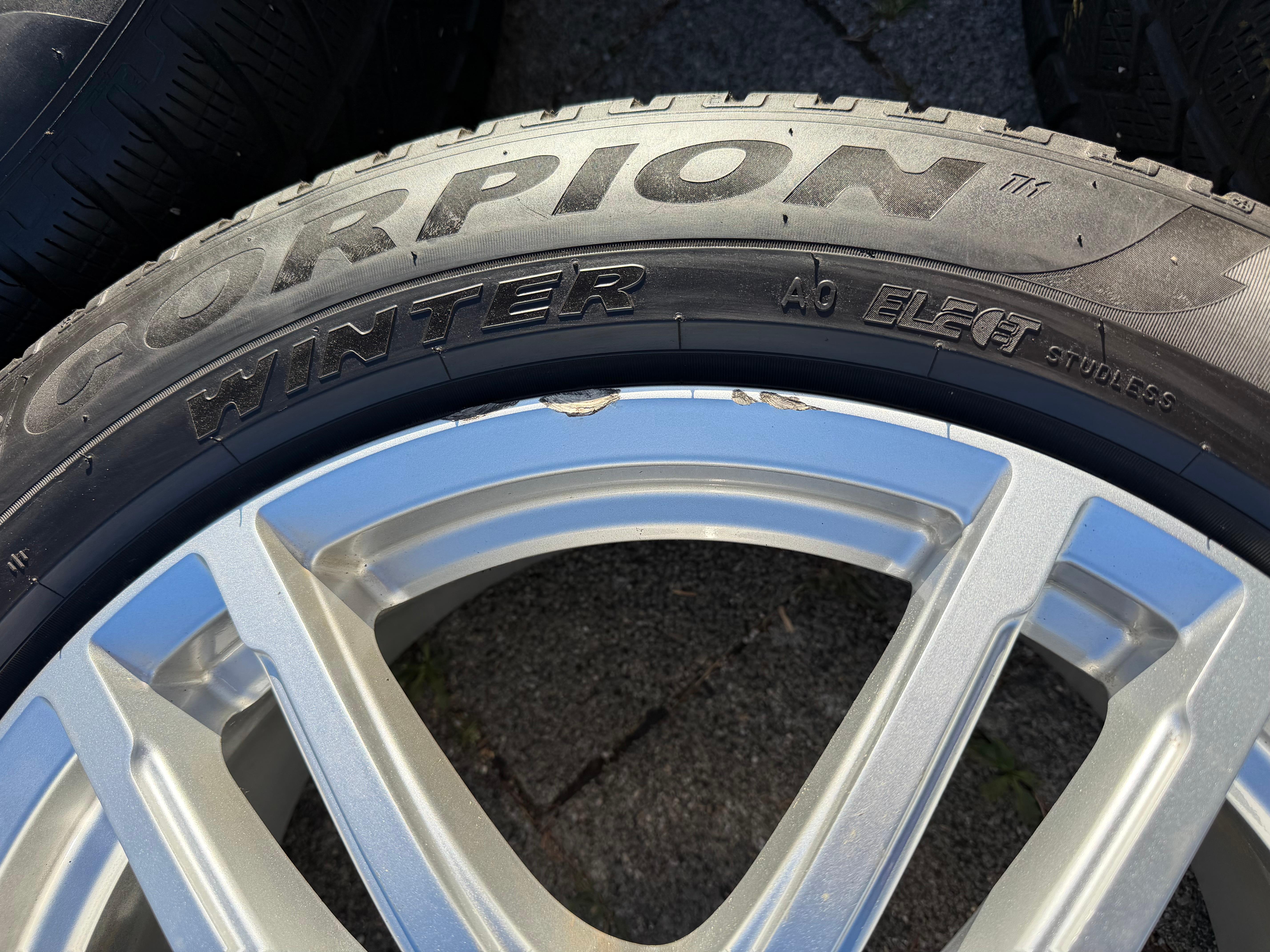 4 Alu 19" Winterräder Audi Q4 E-Tron FZ Skoda Enyaq NY VW ID.4 ID.5 ID4 ID5 Pirelli