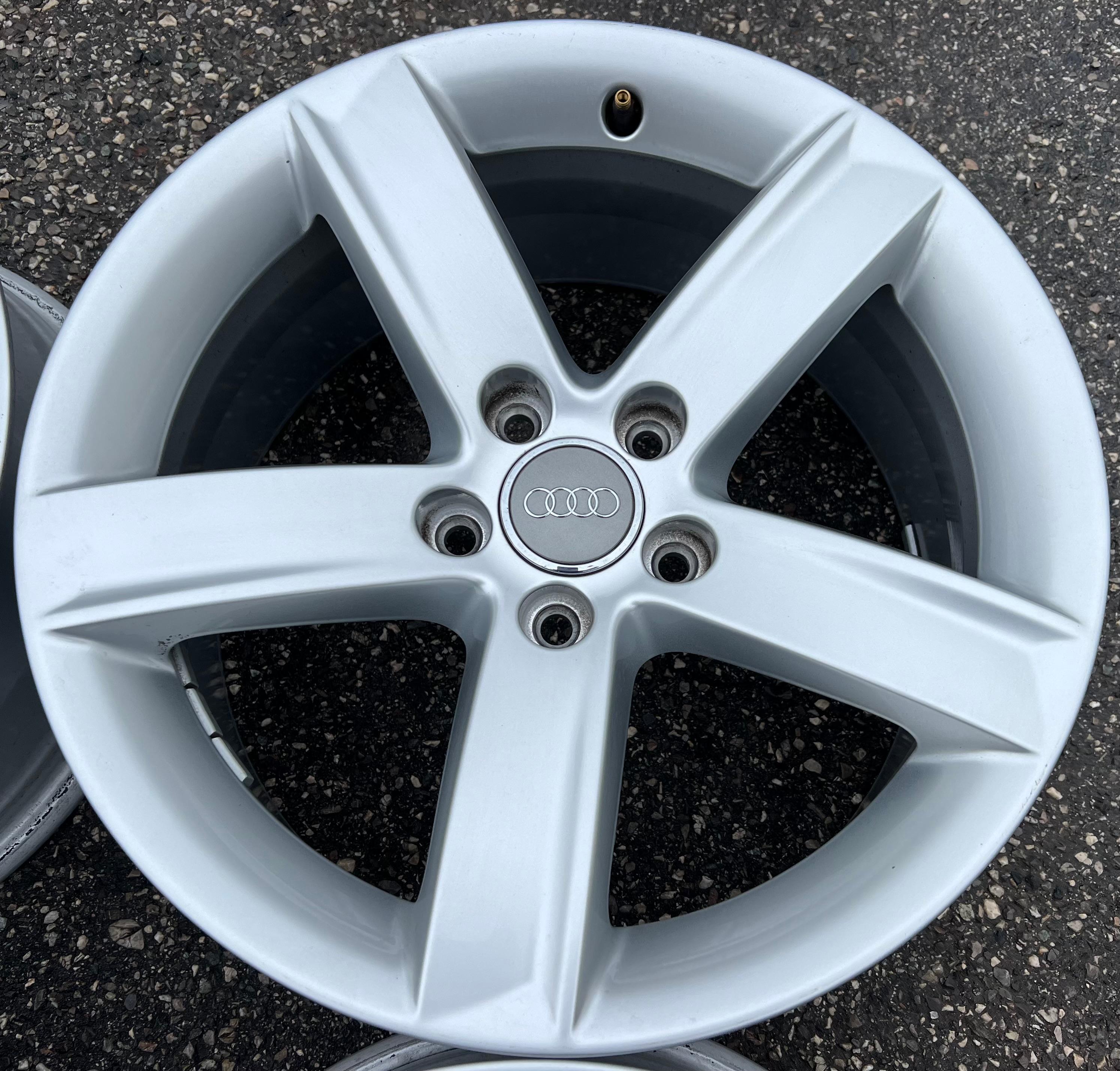 4 CERCHI ORIGINALI IN ALLUMINIO DA 17" AUDI A5 8T 8T0071497 CONSEGNA GRATUITA
