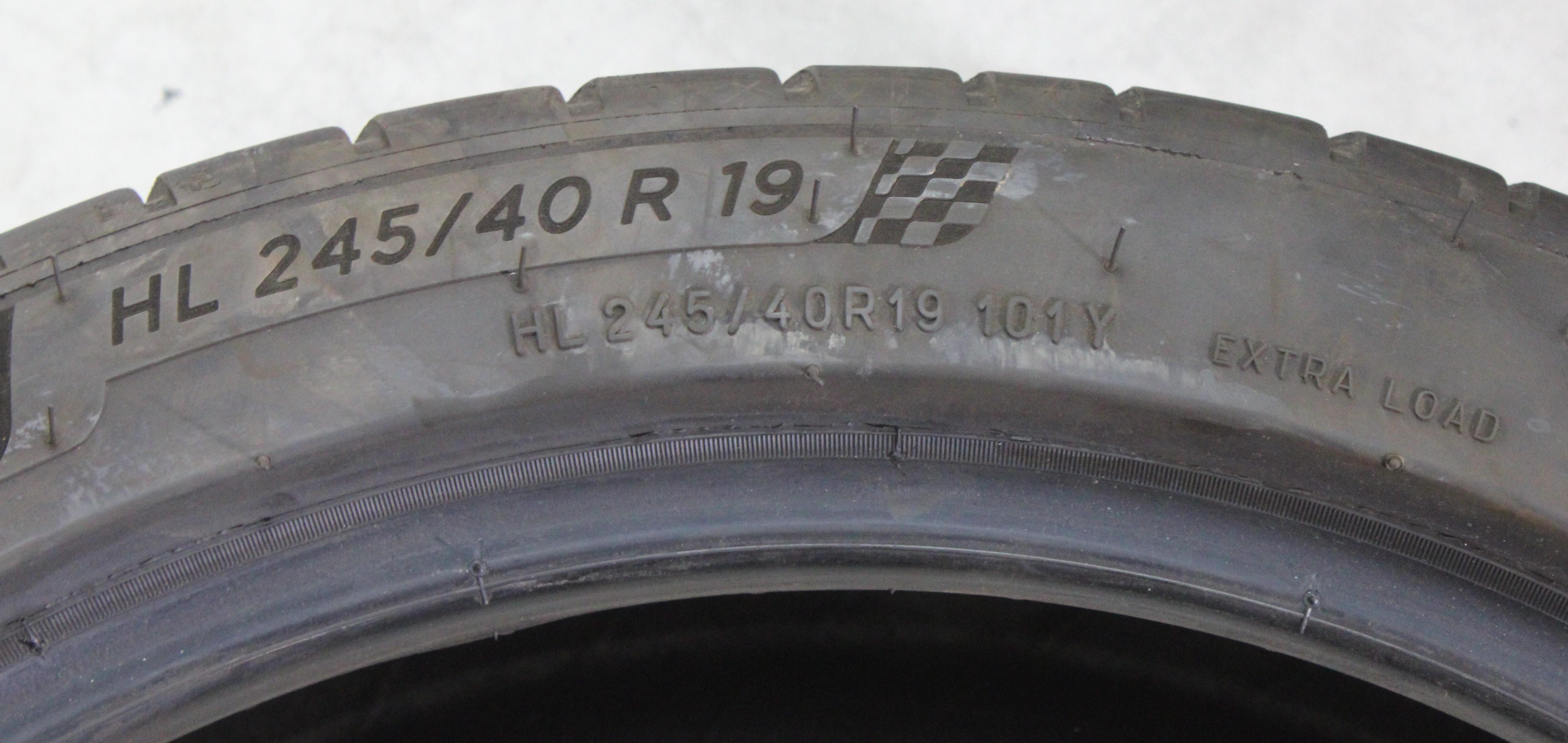 1 x 245/40R19 101Y neumático de verano Michelin Pilot Sport 4 * 4,5-5mm 2022 XL