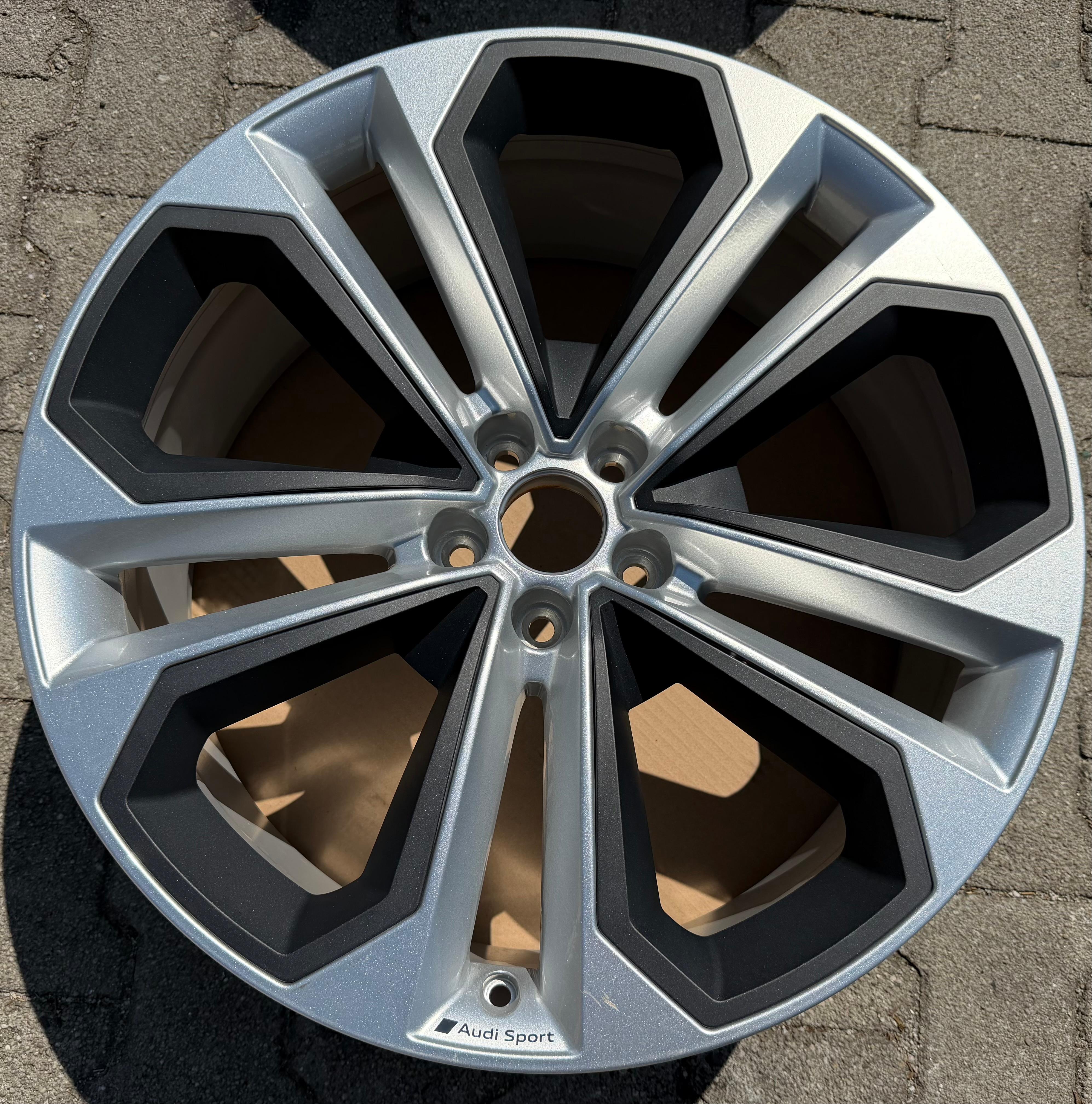 1 X ORIGINAL 21" ALUFELGE FELGE AUDI Q5 FY 80A601025AS 8,5x21 ET34 5x112 FREIHAUS