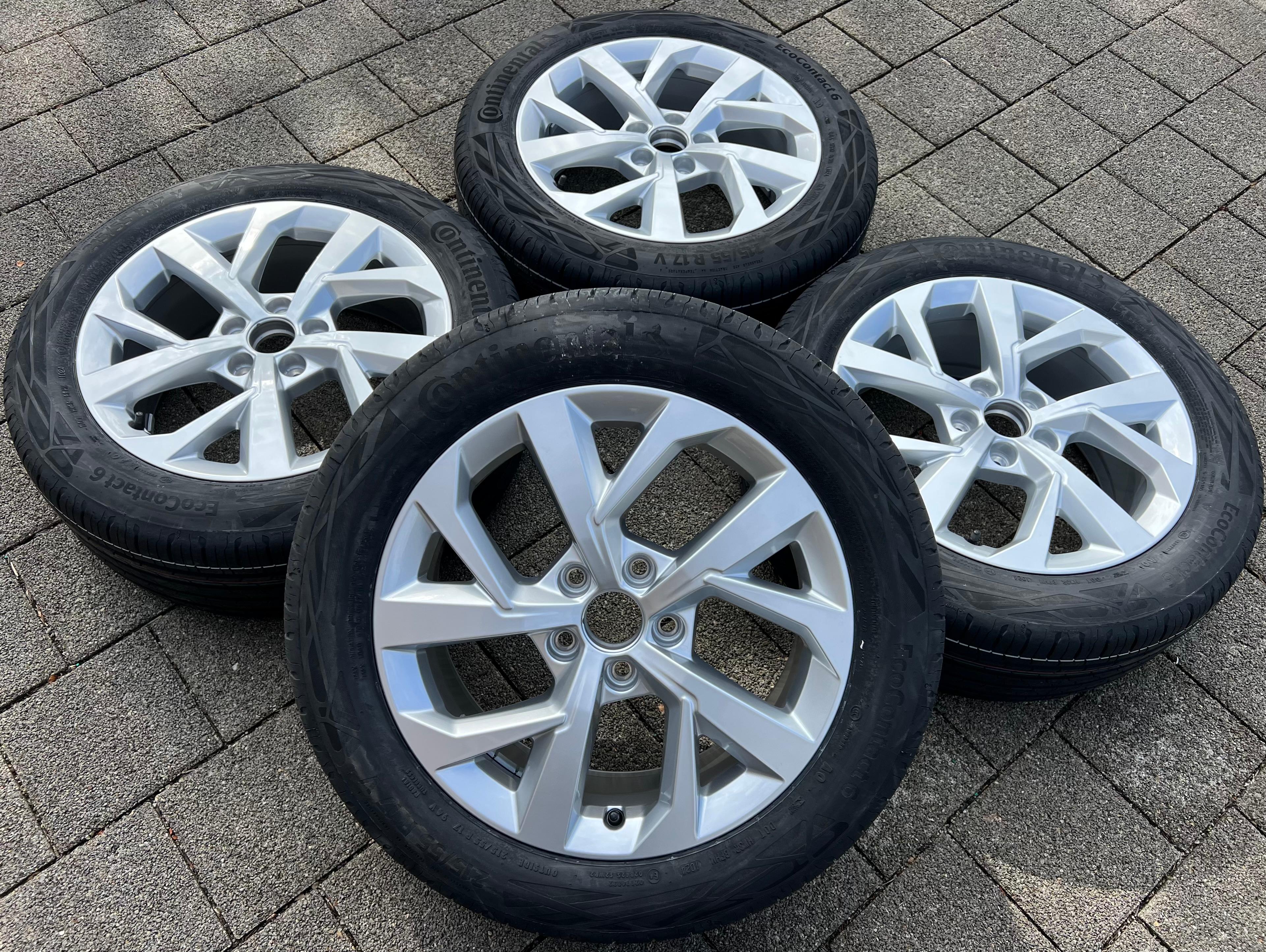 4 ORIGINAL 17" ALU SOMMERRÄDER AUDI Q2 215/55R17 94V CONTINENTAL 2024 81A601025AK NEU FREIHAUS