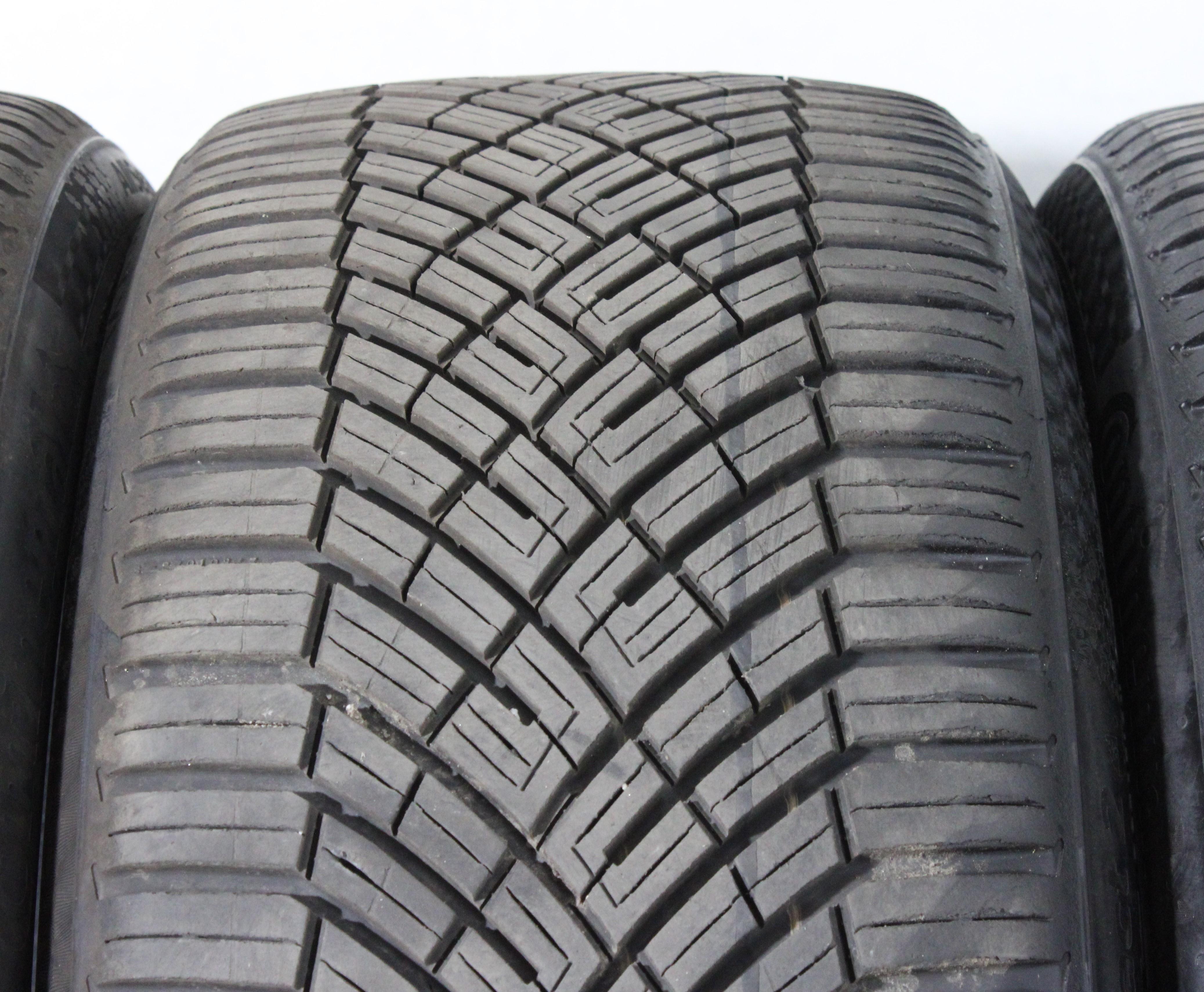 2 x 225/40R19 93Y 2 x 255/35R19 96Y Ganzjahresreifen Continental AllSeason Contact 2 6,5-7mm 2025 XL