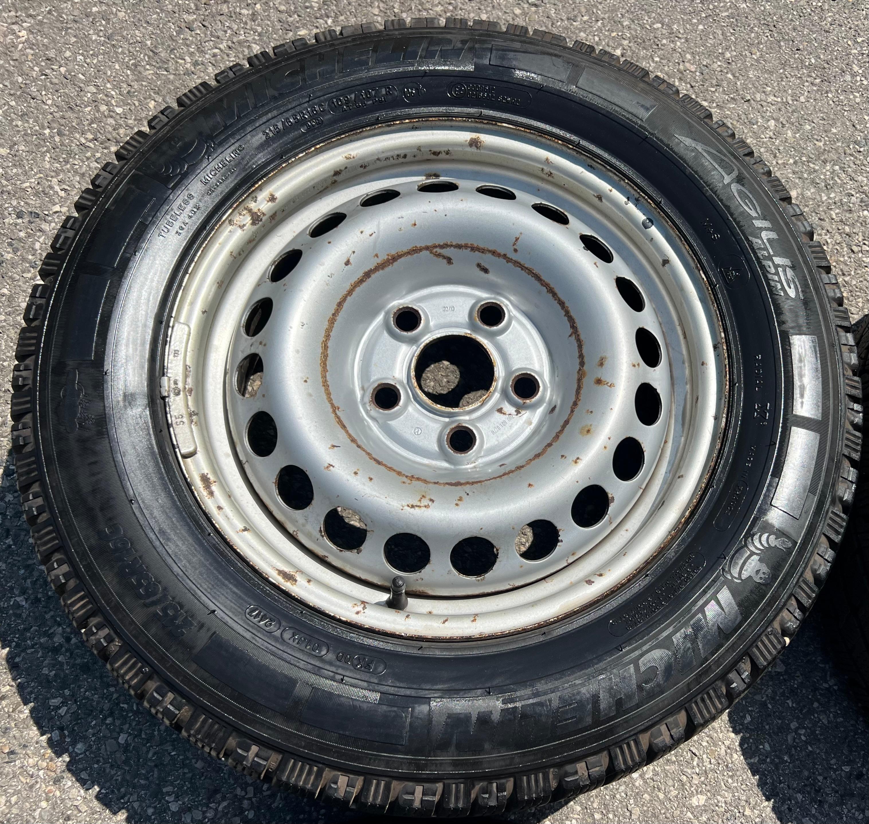 4 ruedas de invierno VW BUS T5 T6 215/65R16C 109/107T MICHELIN 6,5x16 ET51 • ENVÍO GRATUITO