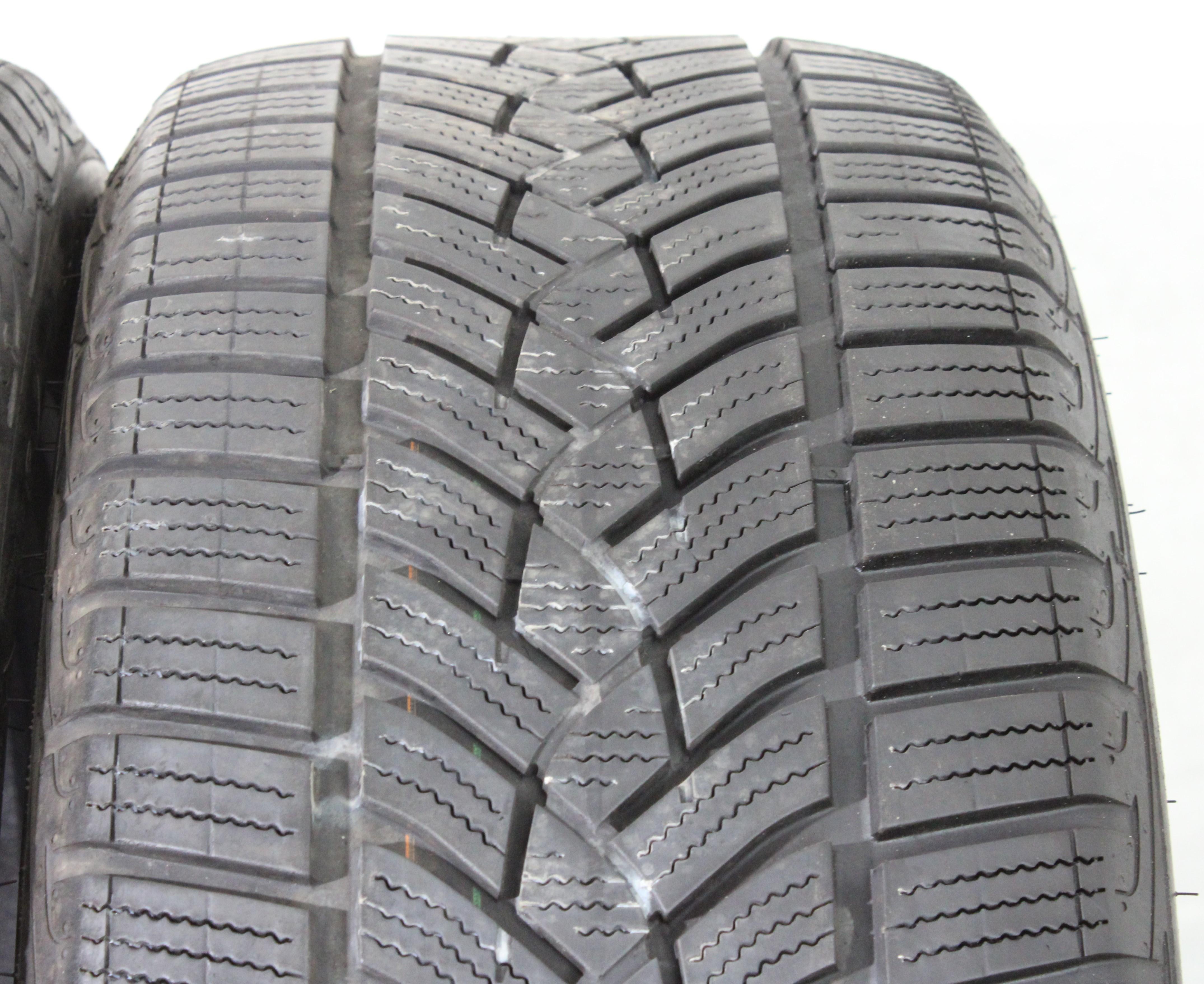 2 x 225/50R17 98H Winterreifen Goodyear Ultra Grip Performance GEN-1 MO 5-5,5mm 2021