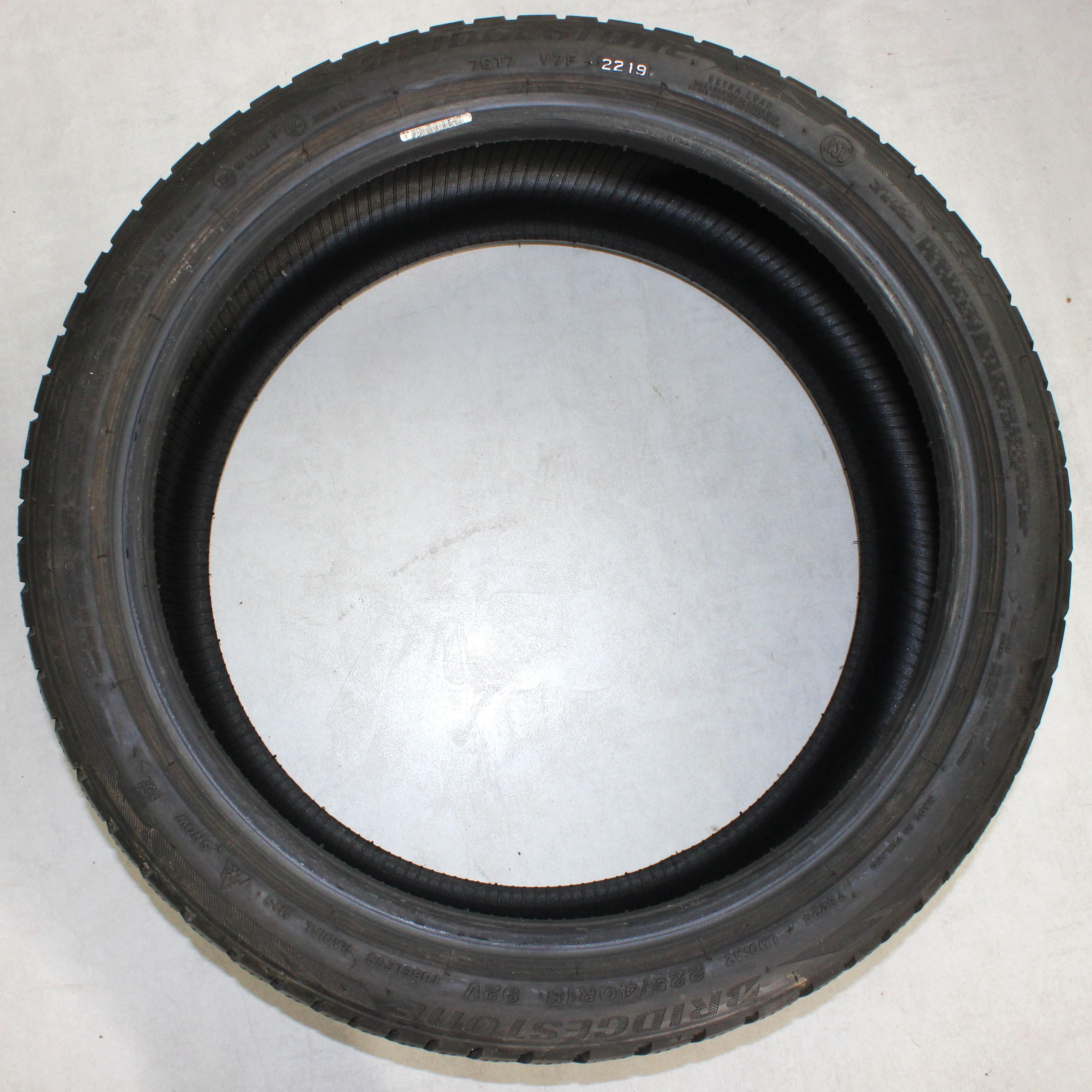 1 x 225/40R18 92V Winterreifen Bridgestone Blizzak LM001 * Runflat 5,5mm 2019
