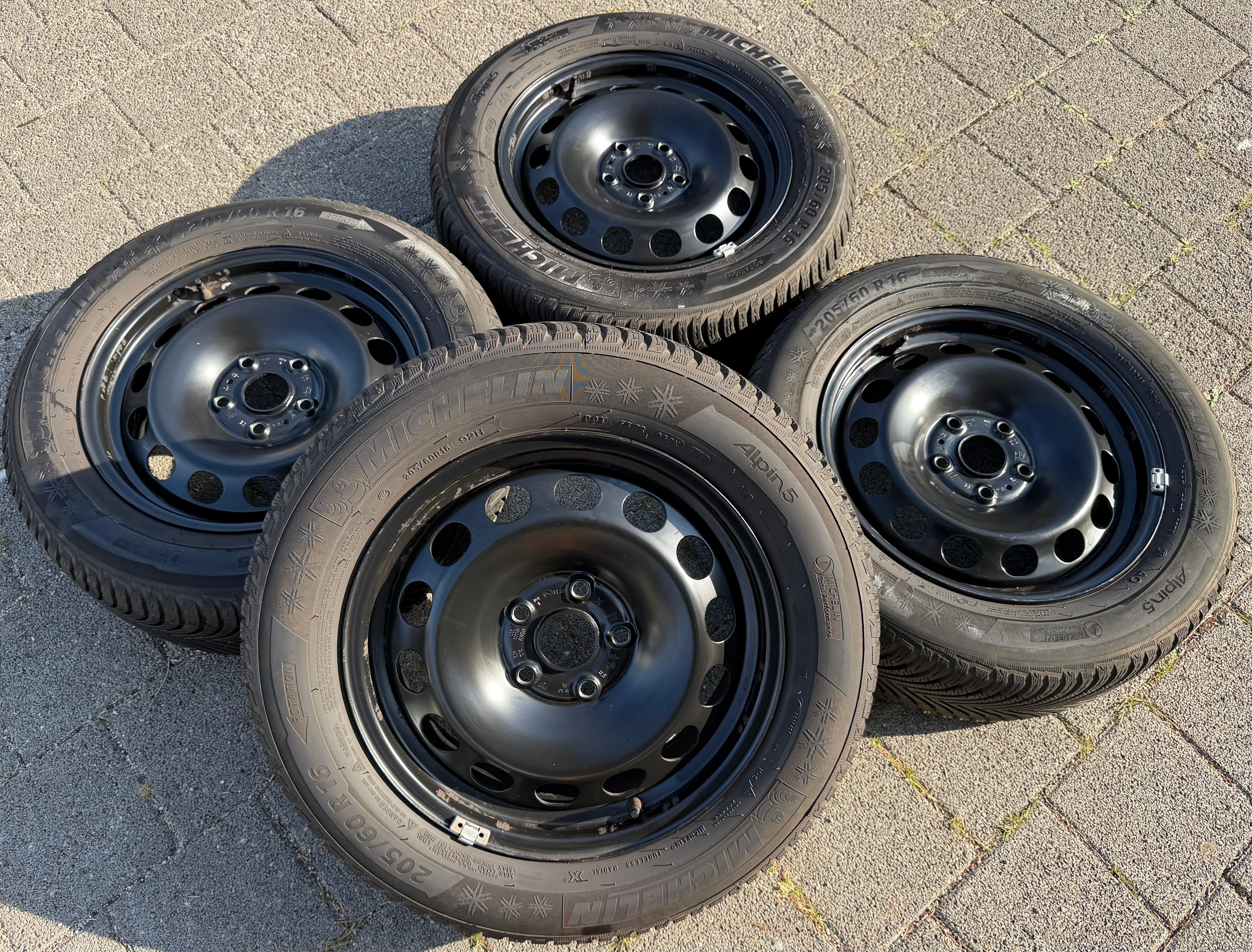 4 Winterräder Audi Q2 GA VW T-ROC A11 205/60R16 92H Michelin Alpin 5 Winterreifen