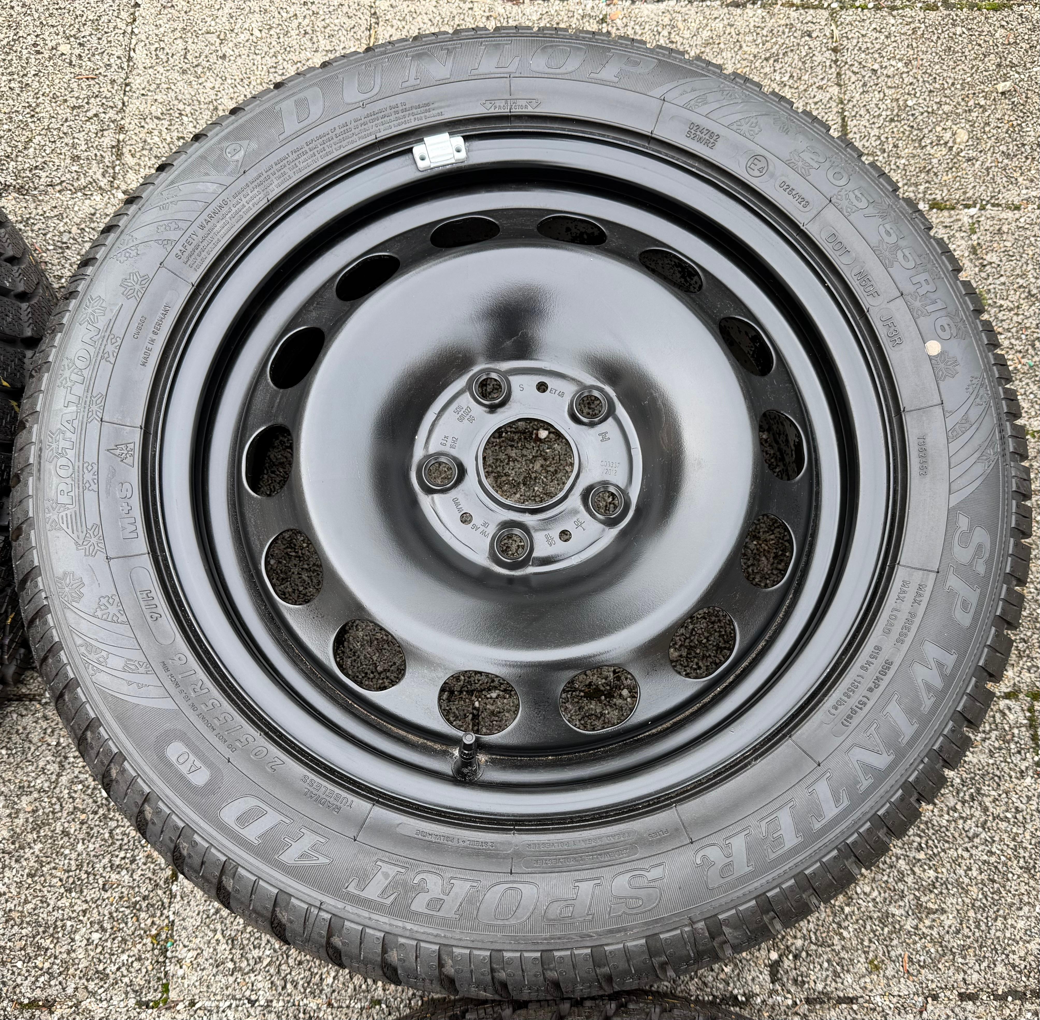 4 Winterräder VW Golf 7 Audi A3 8V Seat Leon 5F Skoda Octavia 5E 205/55R16 91H Dunlop