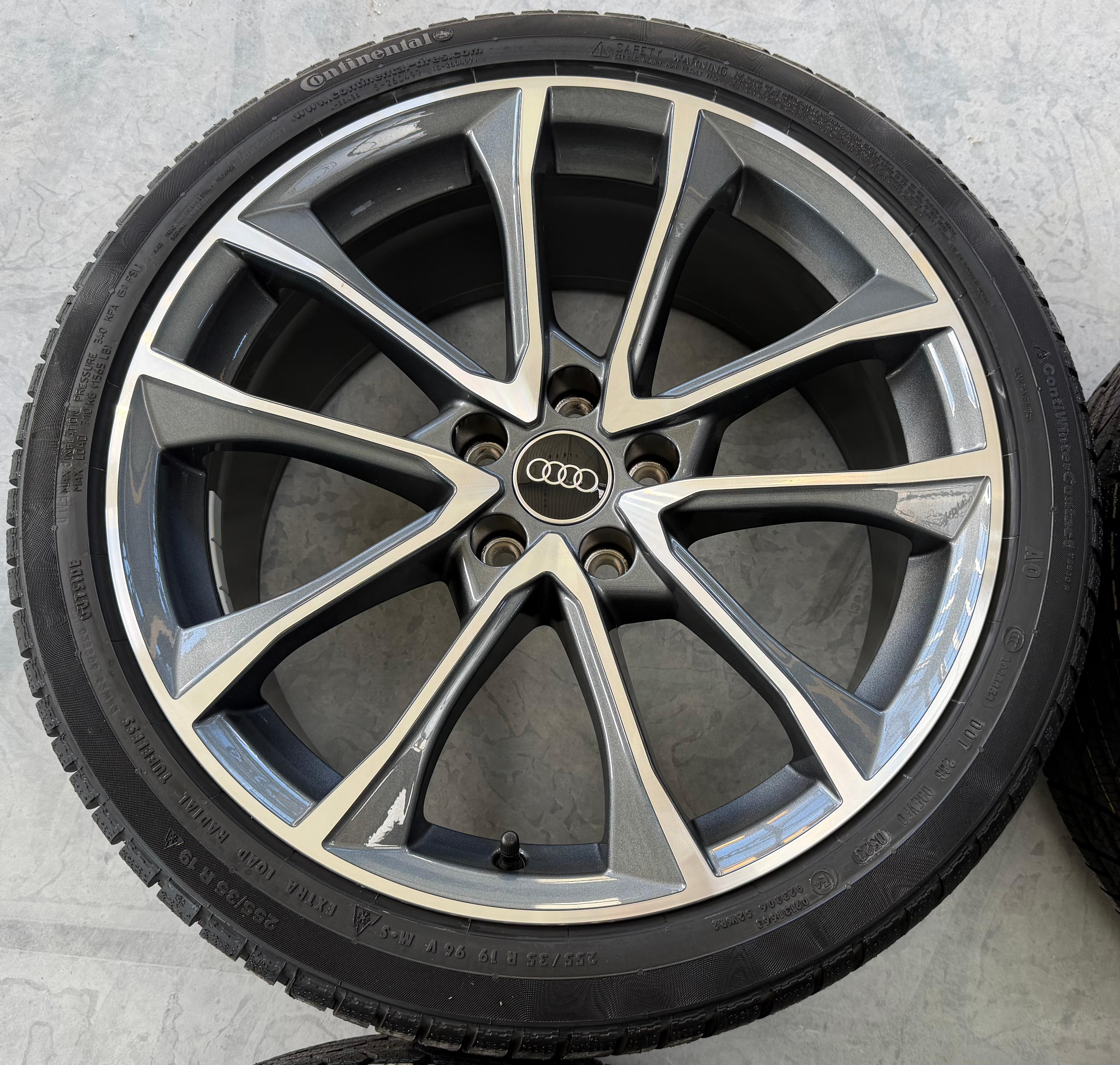 4 Original 19" Alu Winterräder Audi A4 S4 8W B9 8W0601025BF 255/35R19 96V NEU