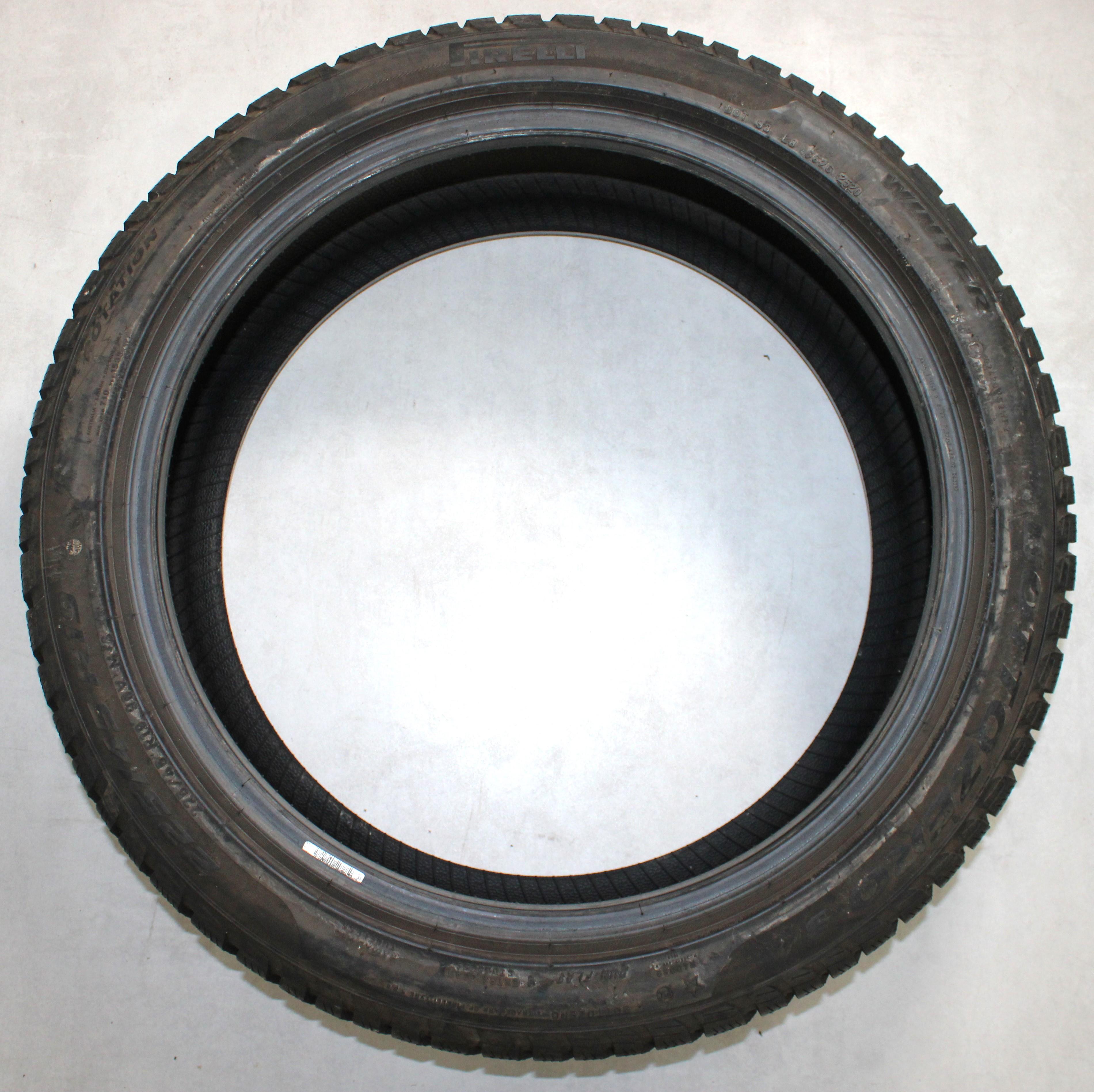 4 x 225/45R19 96V winterbanden Pirelli Sottozero 3 Runflat 7-7,5mm 1x2019/3x2020 *