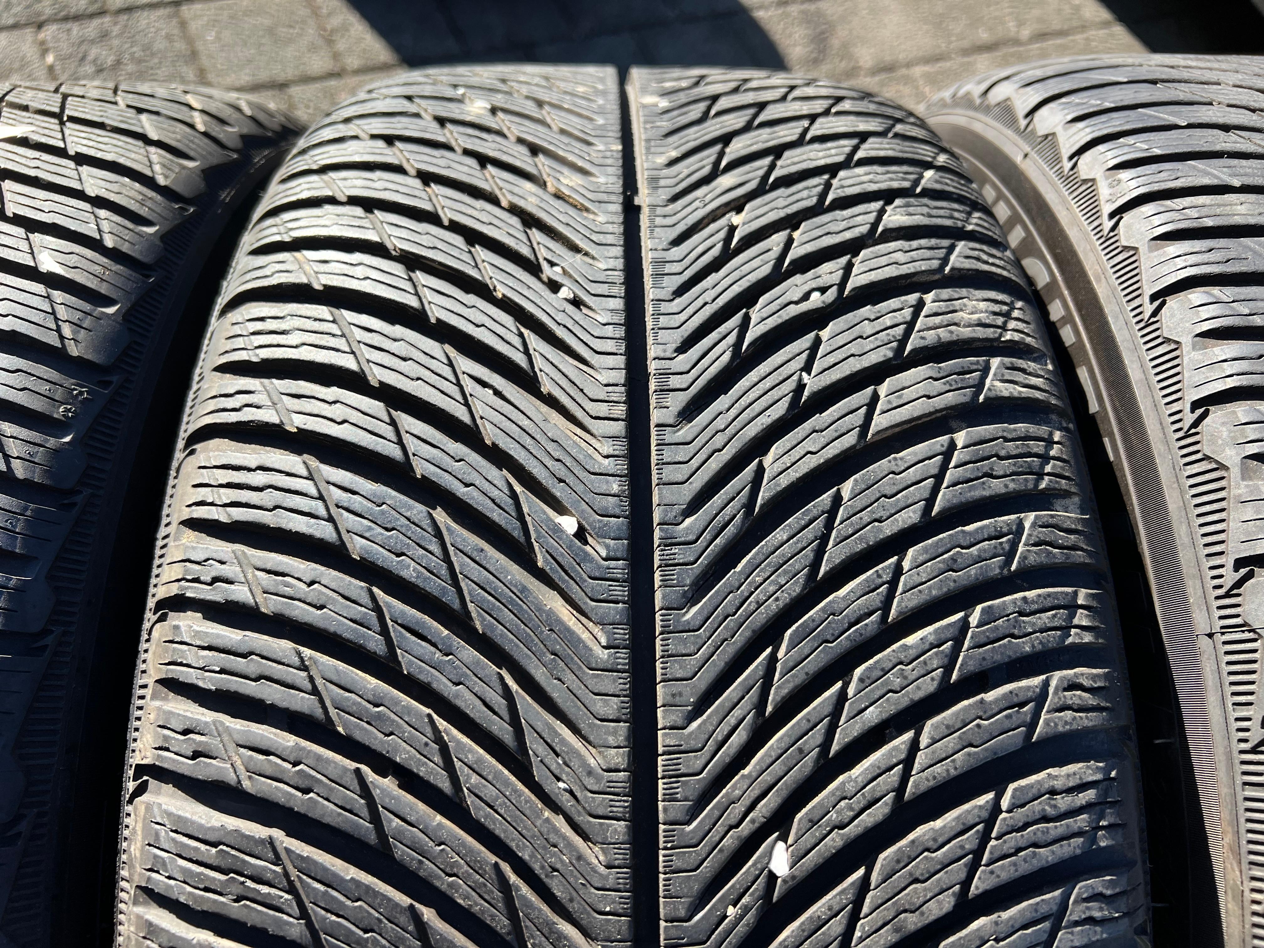 4 CERCHI INVERNALI ORIGINALI IN ALLUMINIO DA 19" BMW M5 F90 M8 F91 F92 F93 STYLING M812 CONSEGNA GRATUITA