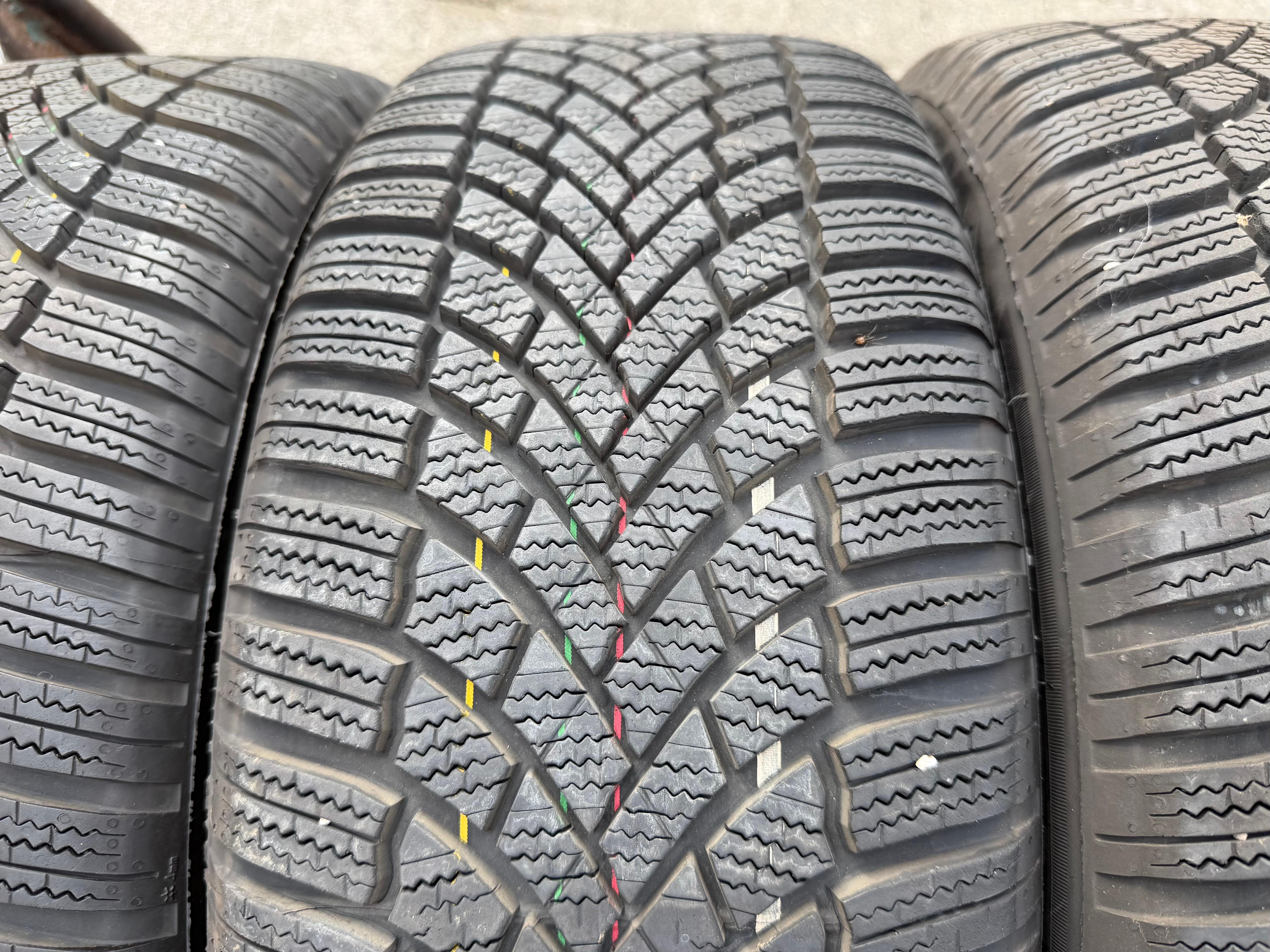 4 Original 17" Alu Winterräder Audi A3 S3 8Y 8Y0601025L 205/50R17 93H Bridgestone 2022