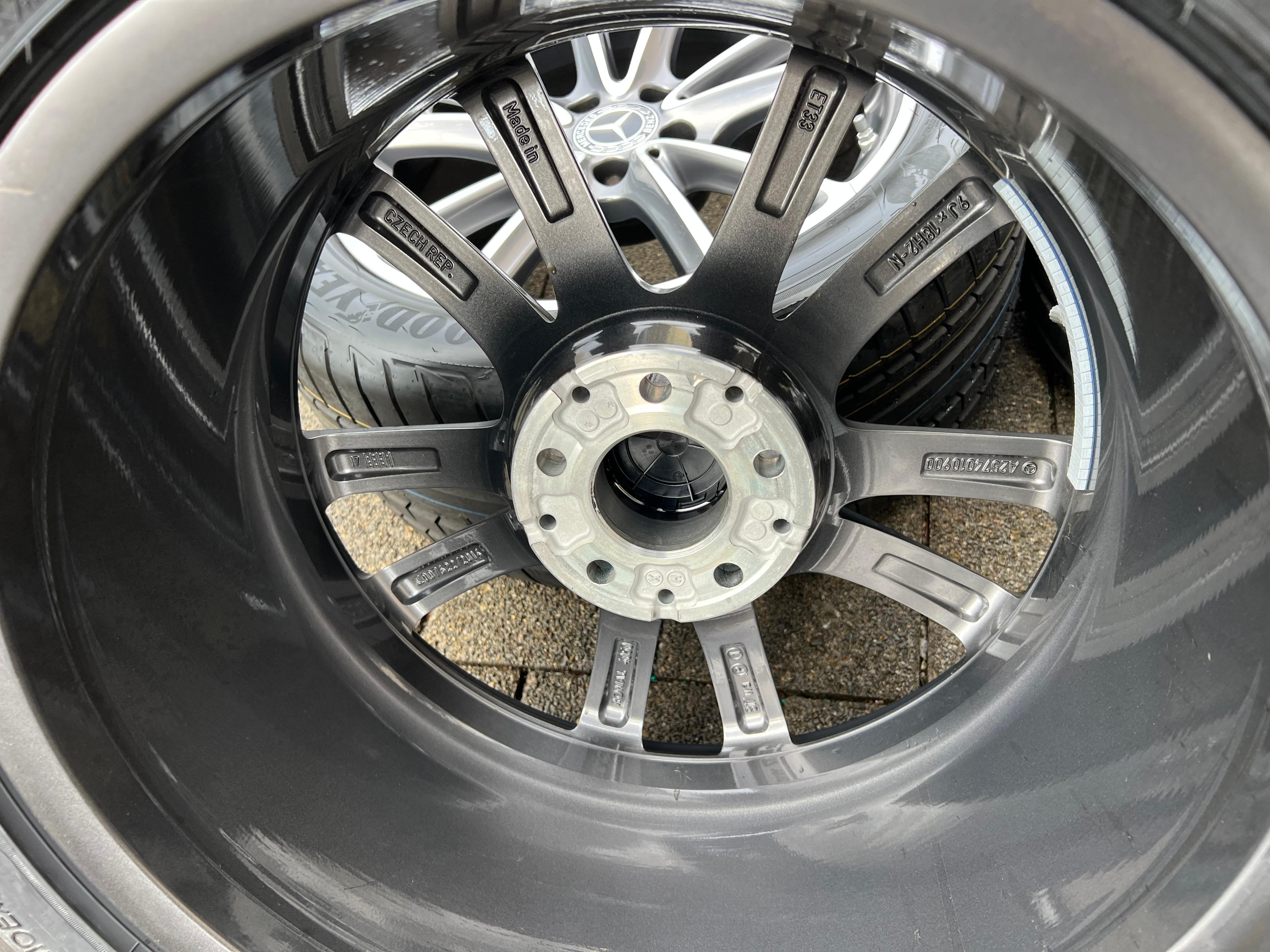 4 ROUES D'ÉTÉ ORIGINALES 18" EN ALUMINIUM MERCEDES CLS W257 245/45R18 100Y 275/40R18 99Y