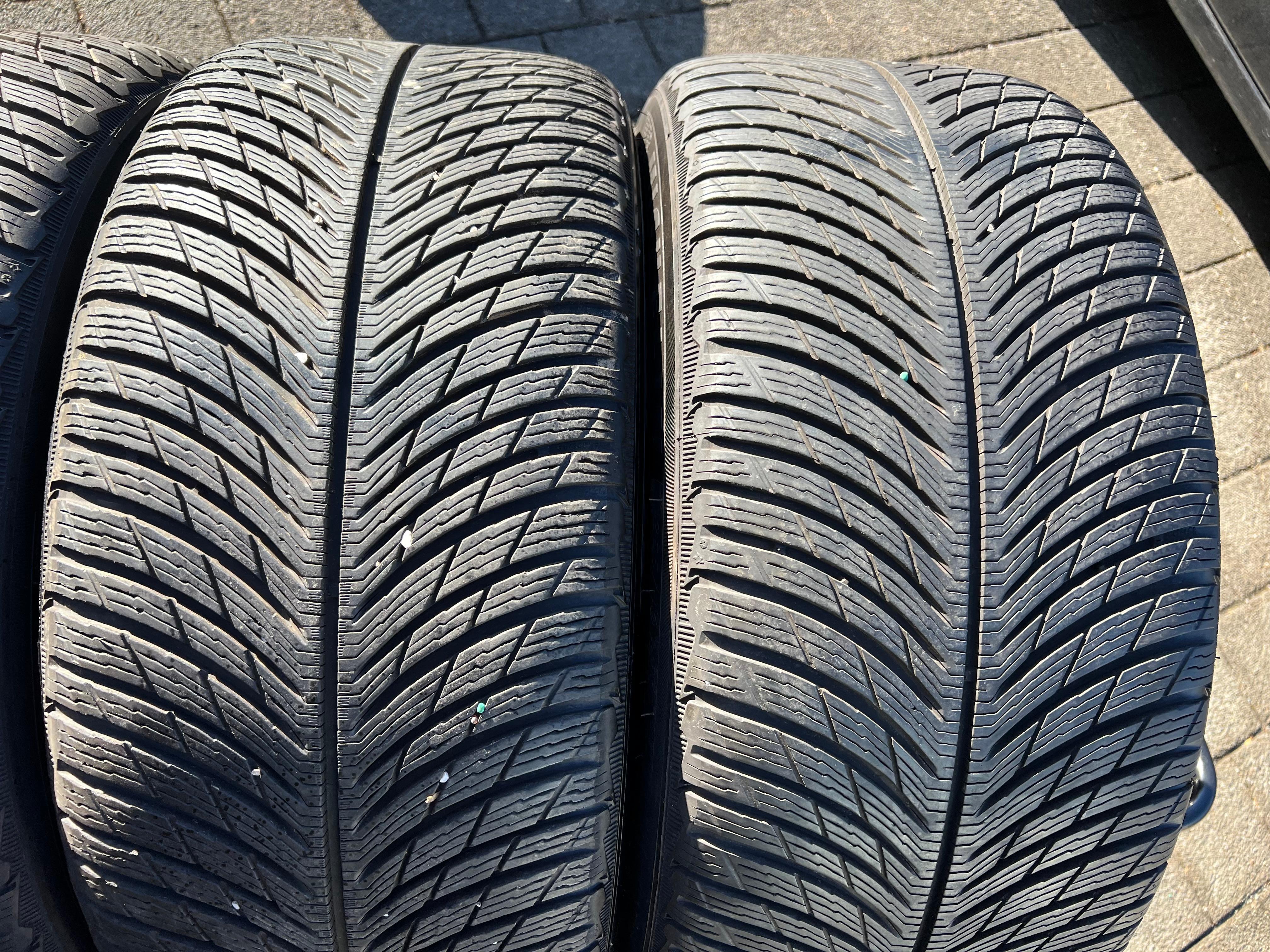 4 CERCHI INVERNALI ORIGINALI IN ALLUMINIO DA 19" BMW M5 F90 M8 F91 F92 F93 STYLING M812 CONSEGNA GRATUITA