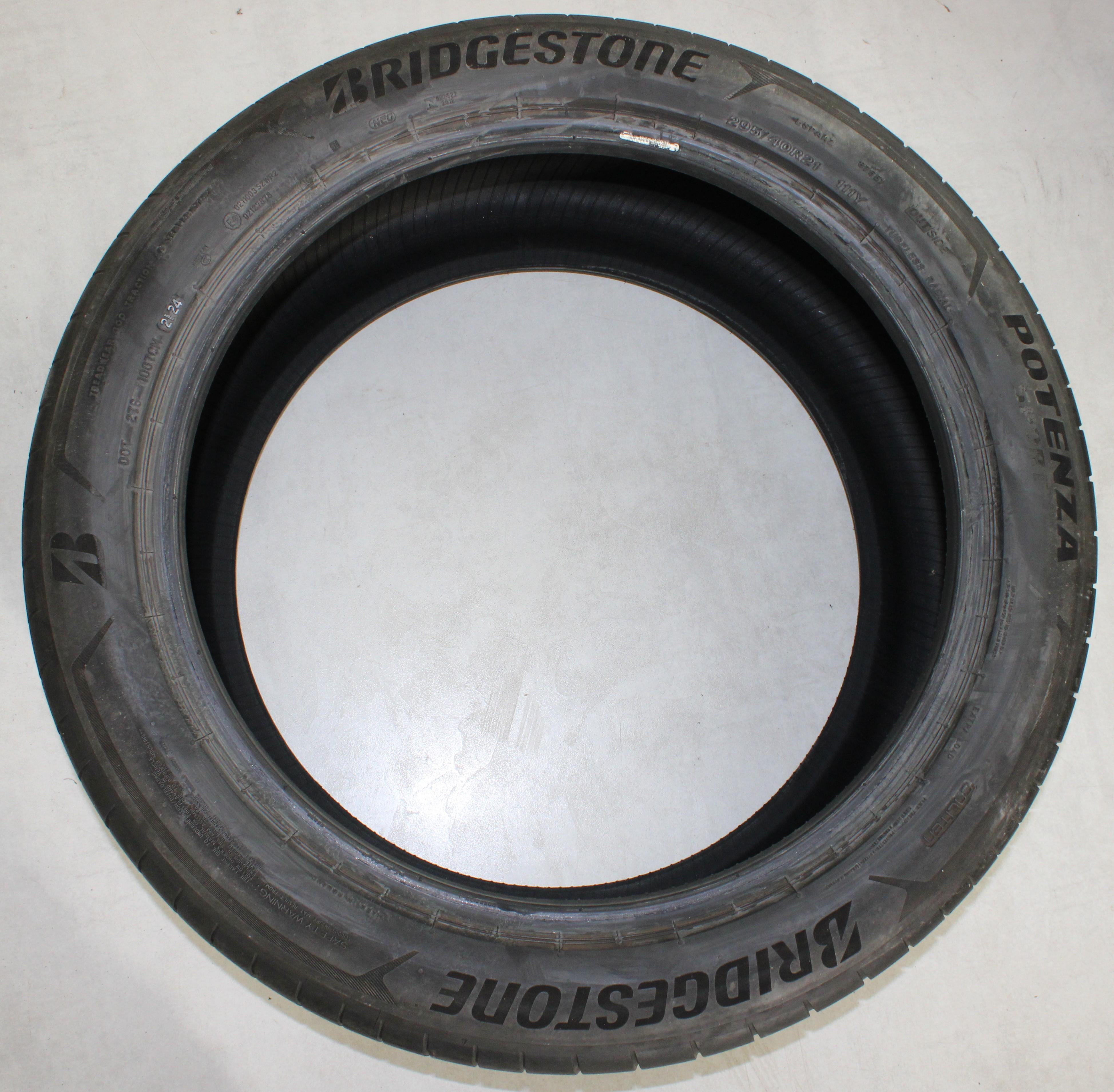1 neumático de verano Bridgestone Potenza Sport NEO 295/40R21 111Y, 5 mm, 2024 XL