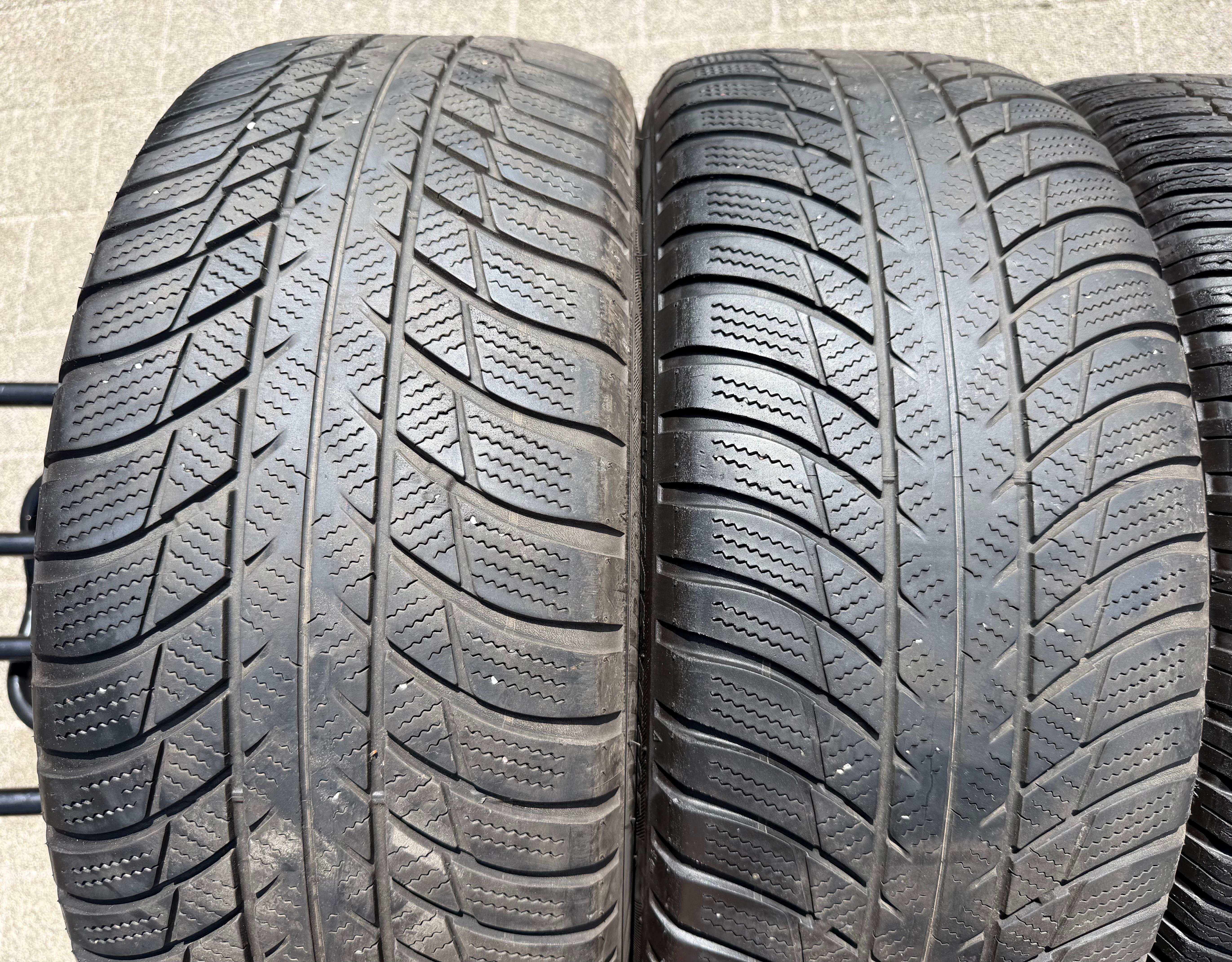 4 Original 17" Alu Winterräder Audi A4 B9 8W 8W0601025P 225/50R17 98H Bridgestone