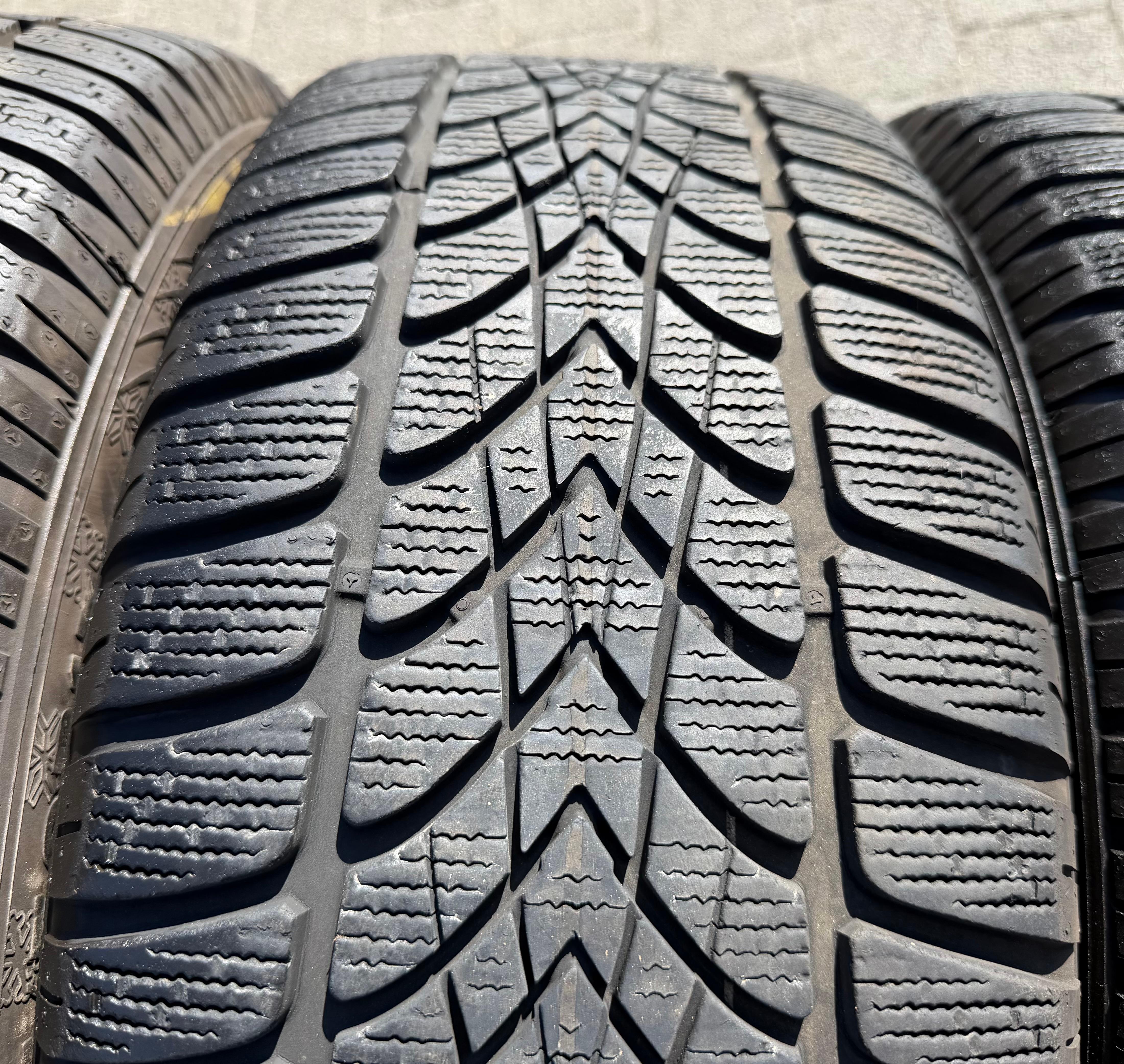 4 ruedas de invierno de aluminio originales de 17" para Audi A4 B9 8W 8W0601025P 225/50R17 98H Dunlop