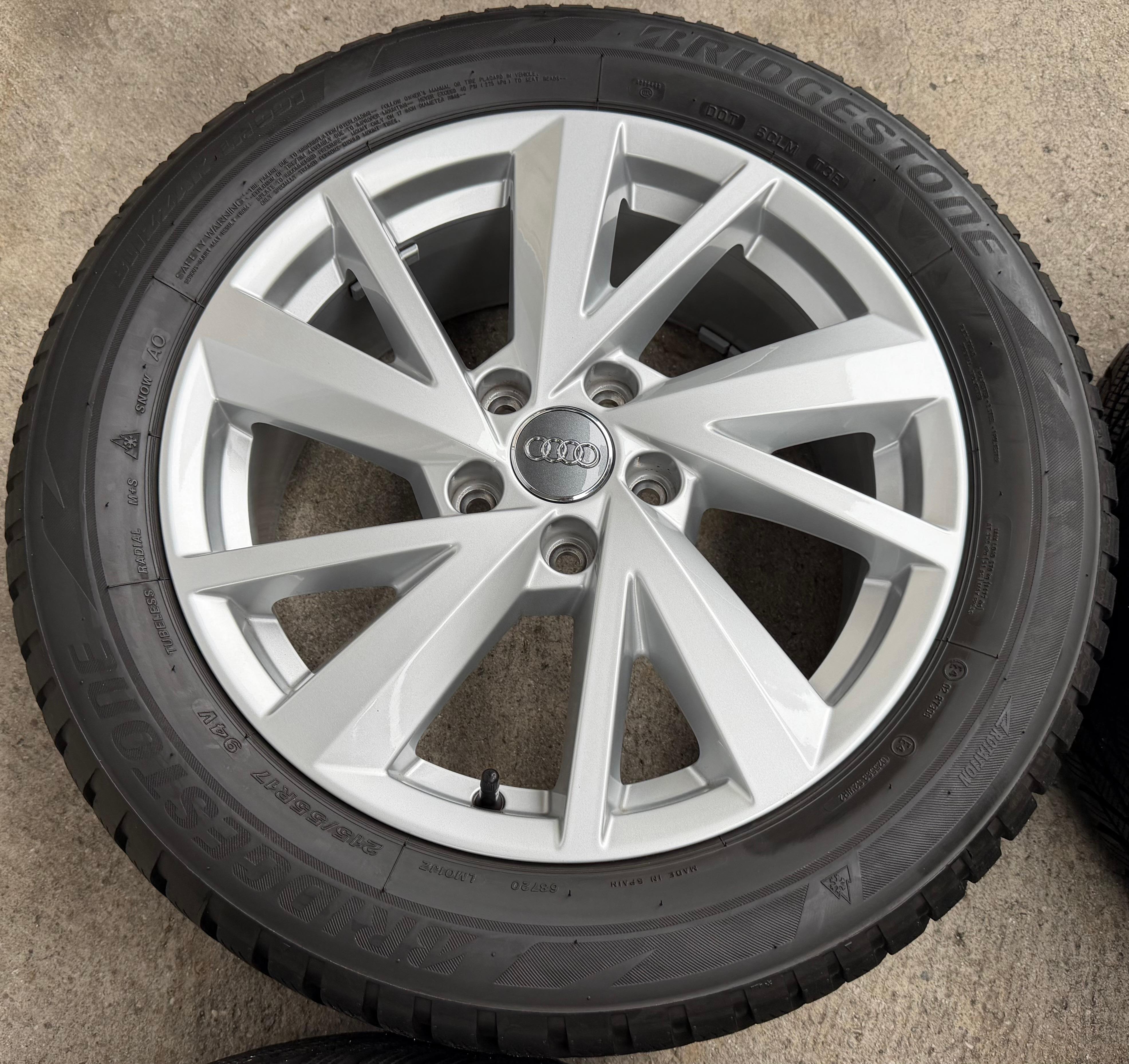 4 Original 17" Alu Winterräder Audi Q2 215/55R17 94V Bridgestone