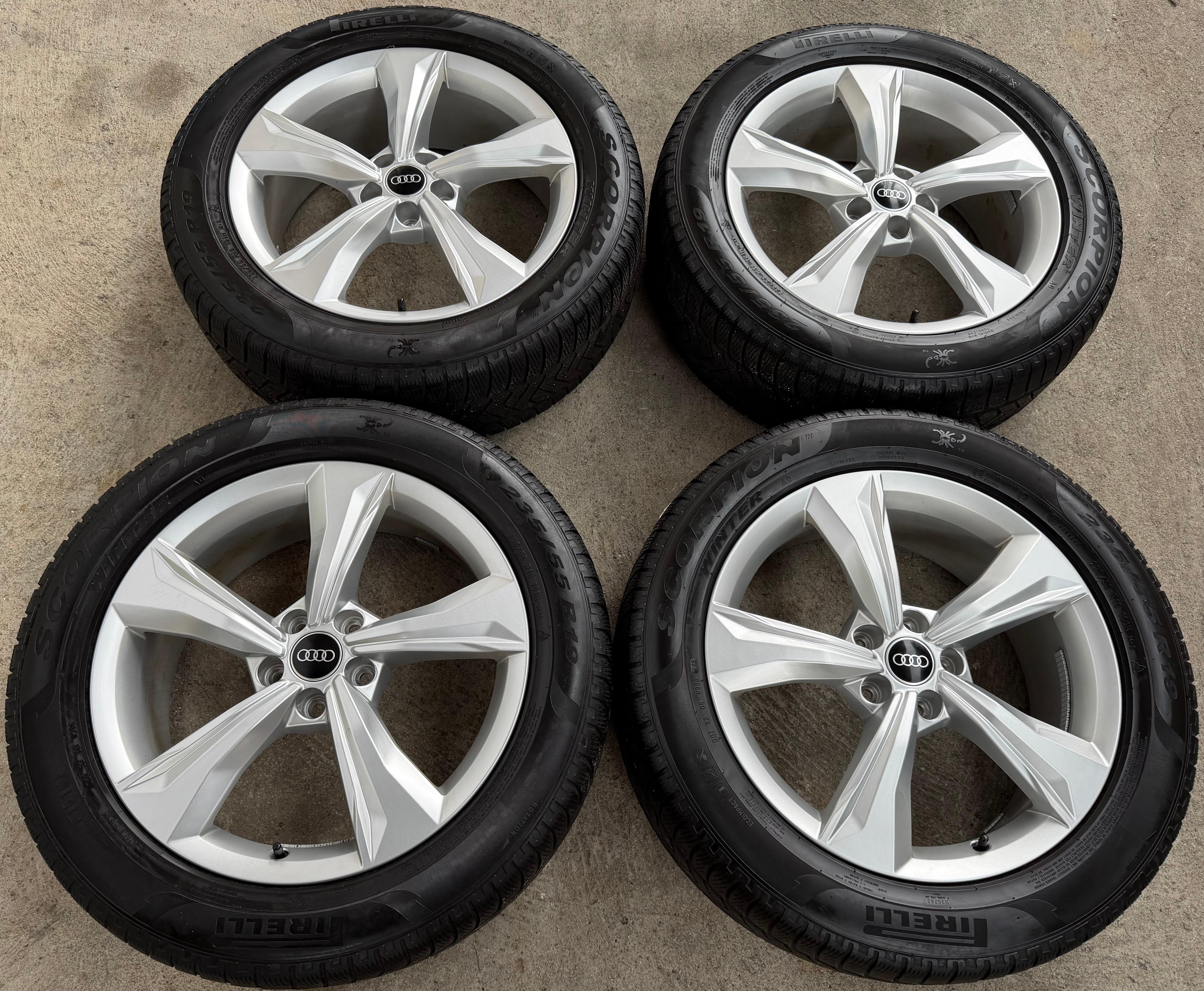 4 Original 19" Alu Winterräder Audi Q5 SQ5 FY 80A601025K 235/55R19 101H Pirelli